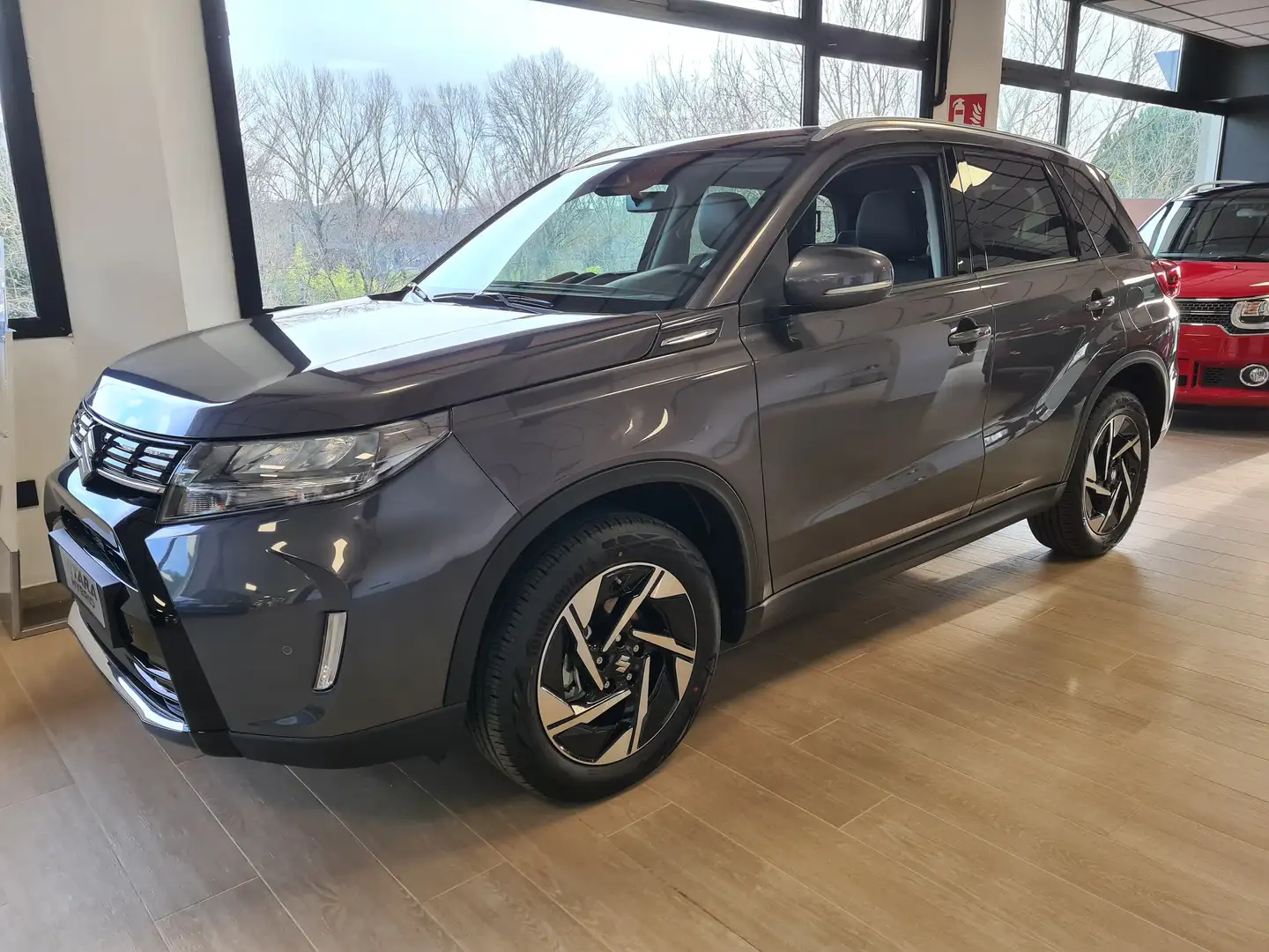 Suzuki Vitara Vitara 1.5h 140v Starview 4wd allgrip auto Argento - 1