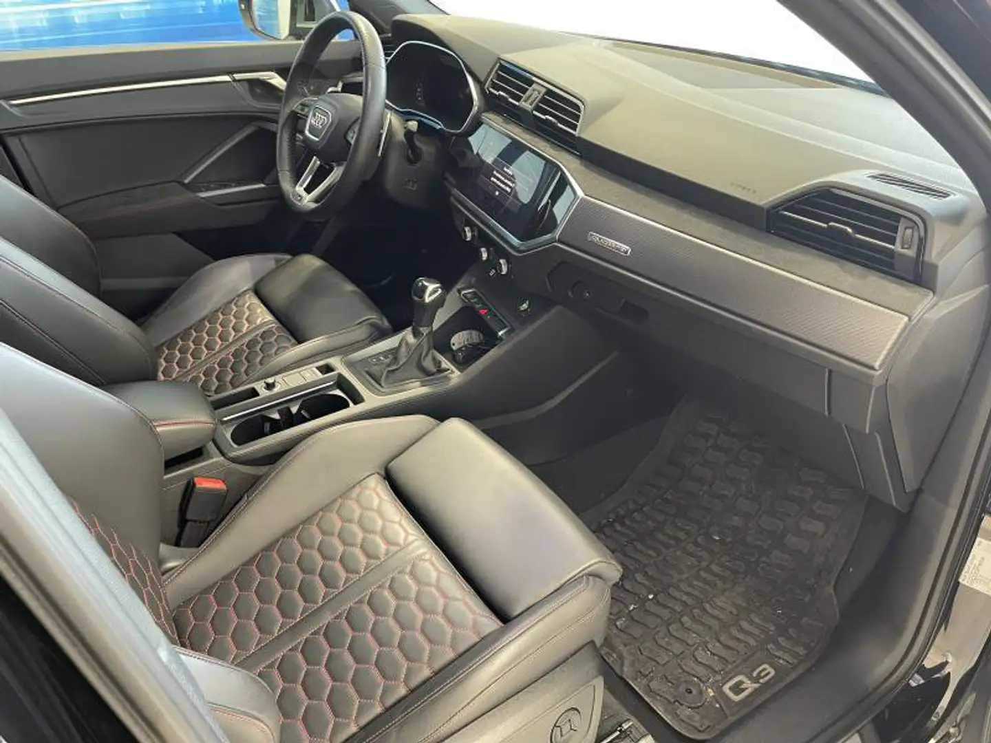 Audi RS Q3 RS Sportback 2.5 Quattro S-Tronic Чорний - 2