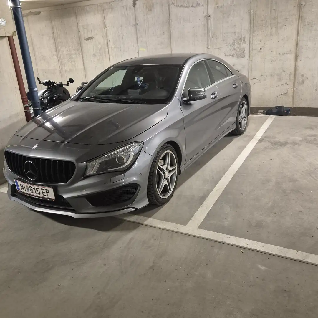 Mercedes-Benz CLA 200 AMG Line - 1