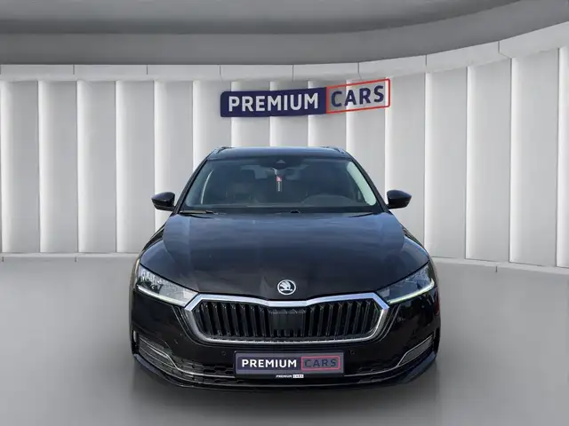 Skoda Octavia view 8