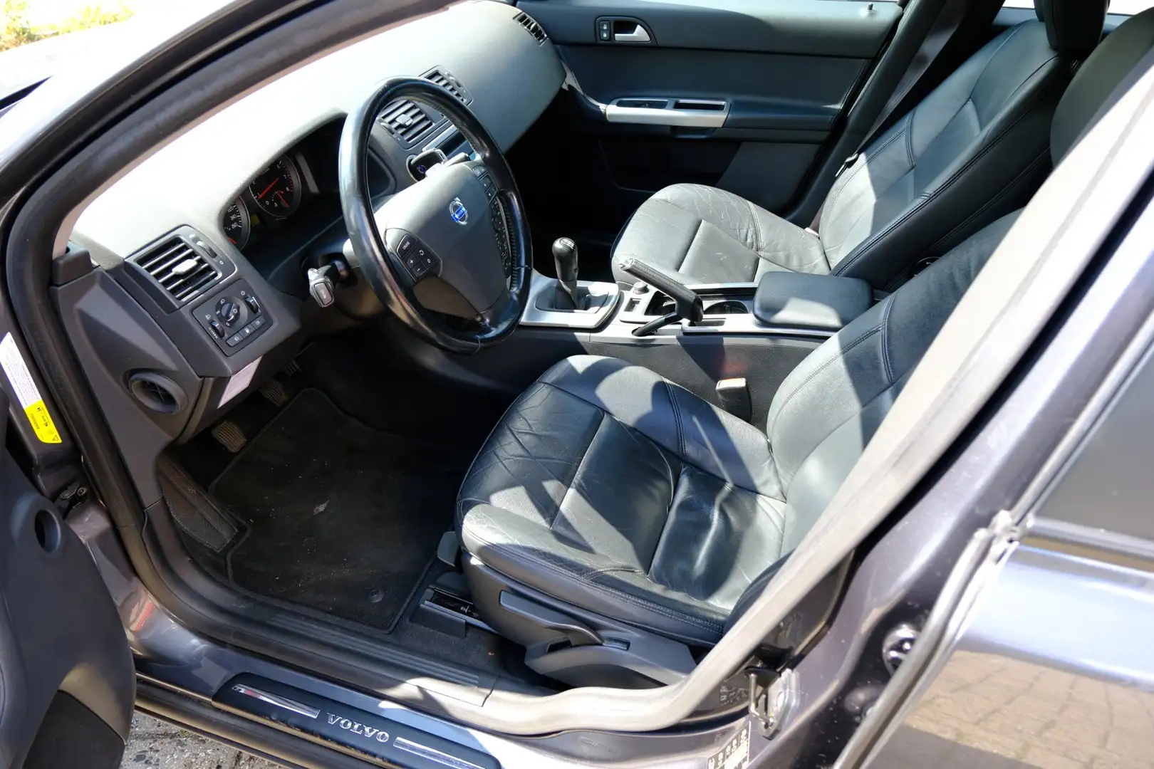 Volvo V50 1.8 Edition II Leder|Clima|LMV|Dealer onderhouden! Grau - 2