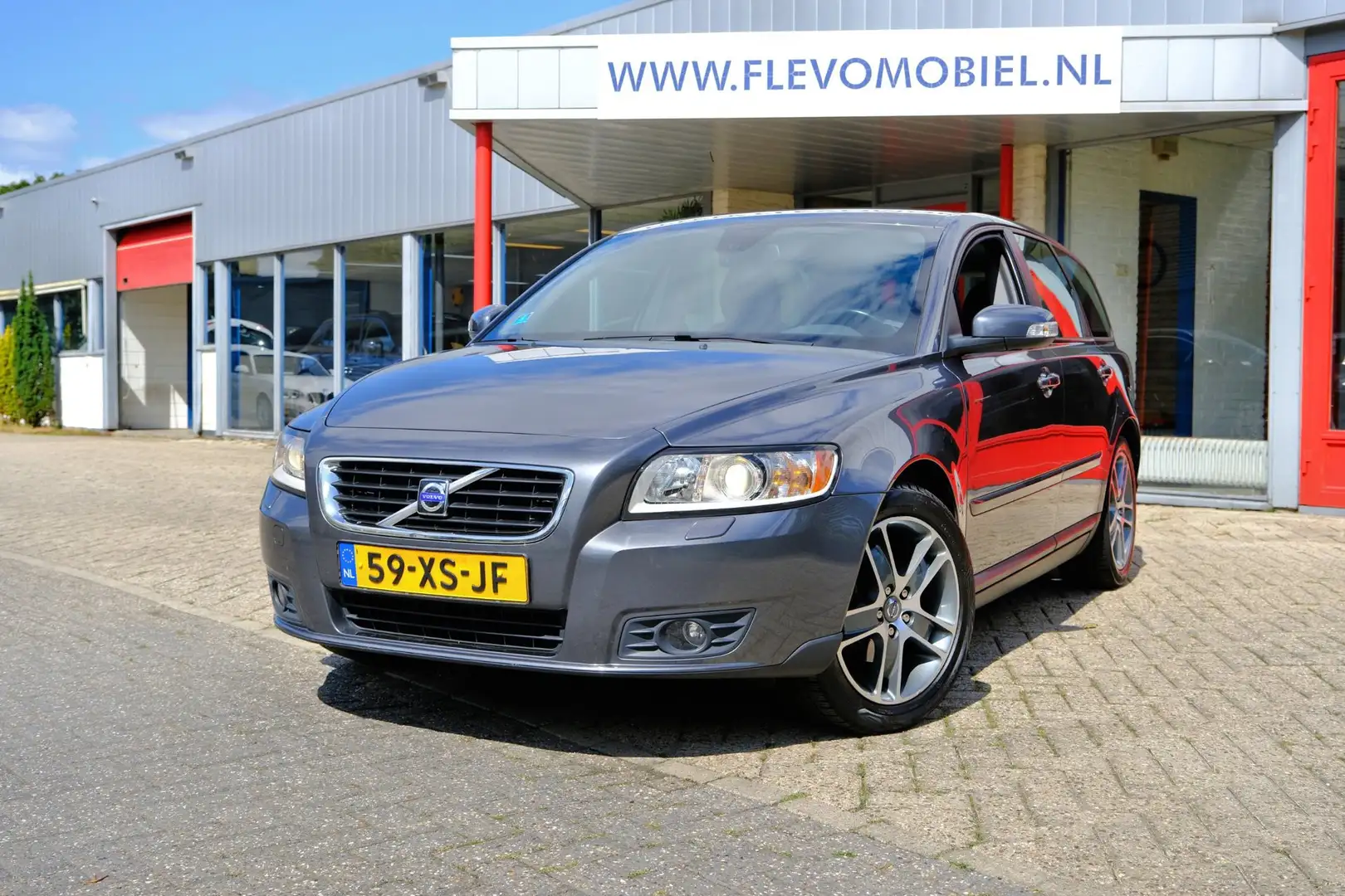 Volvo V50 1.8 Edition II Leder|Clima|LMV|Dealer onderhouden! Grau - 1