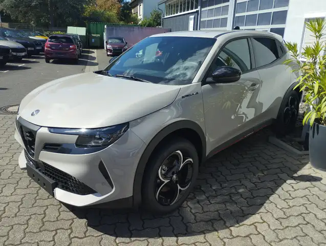 Alfa Romeo Junior Junior 1.2 VGT Ibrida Speciale