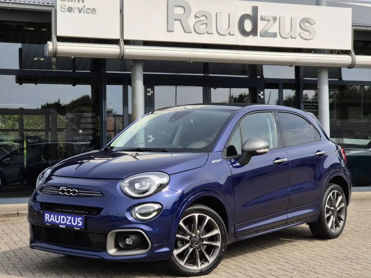 Fiat 500 500X Dolcevita 1.5 GSE Hybrid Blau - 1