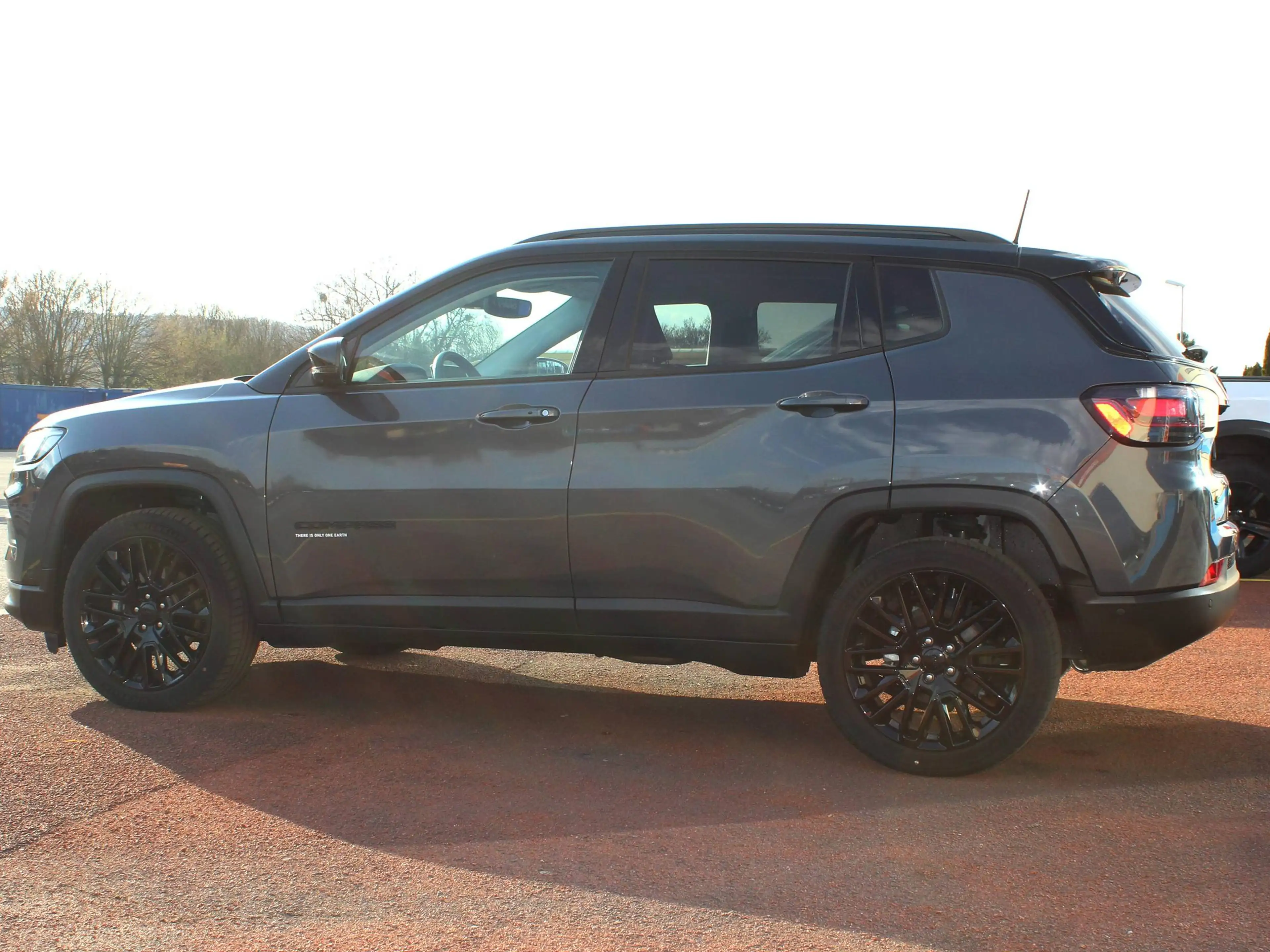 Jeep Compass Mild Hybrid 1.5 48V e-Hybrid /360°-Kamera/Navi — photo 8