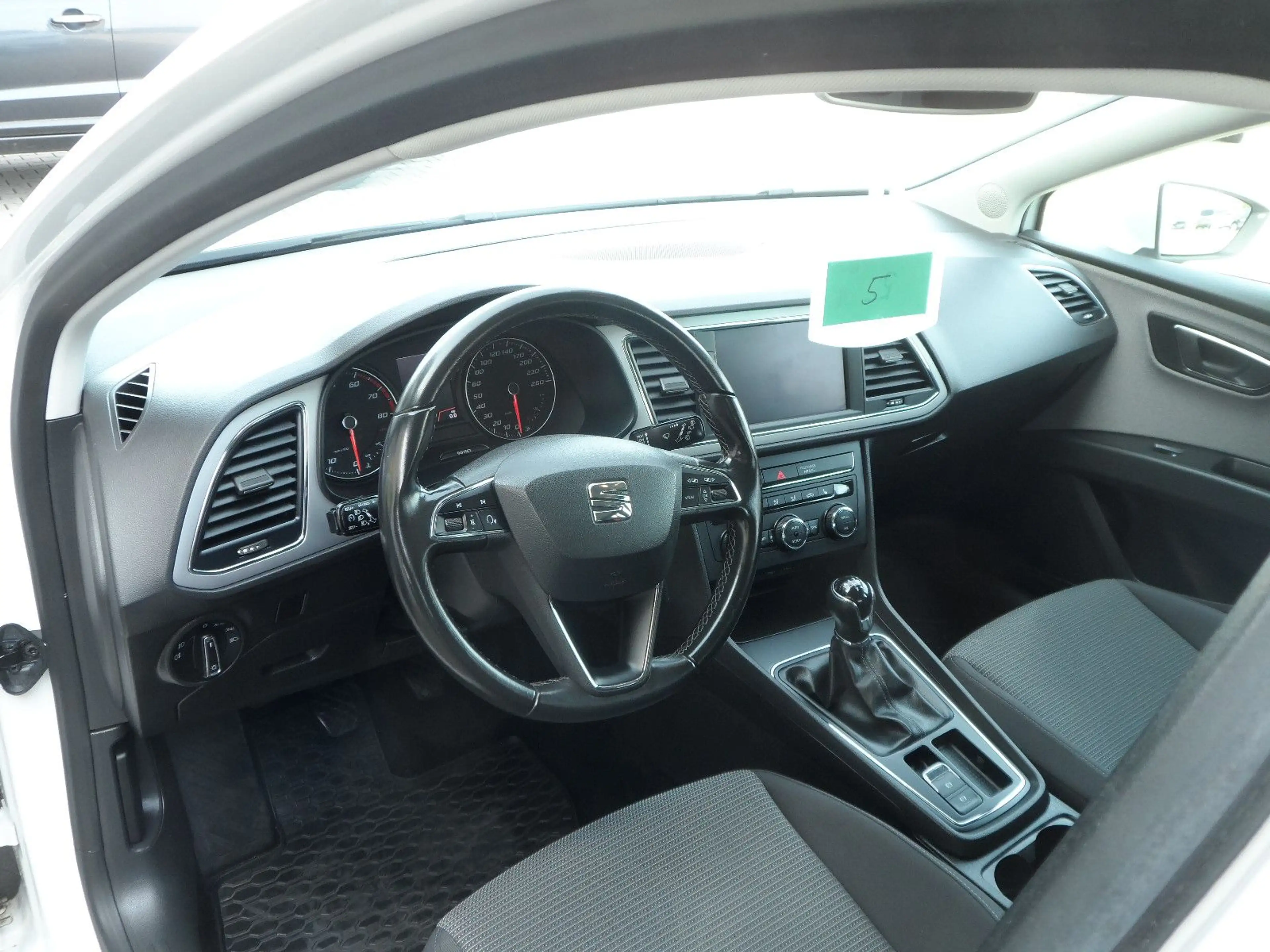 SEAT Leon Style/Navi/CarPlay/SHZ/Top Ausstattung — photo 15