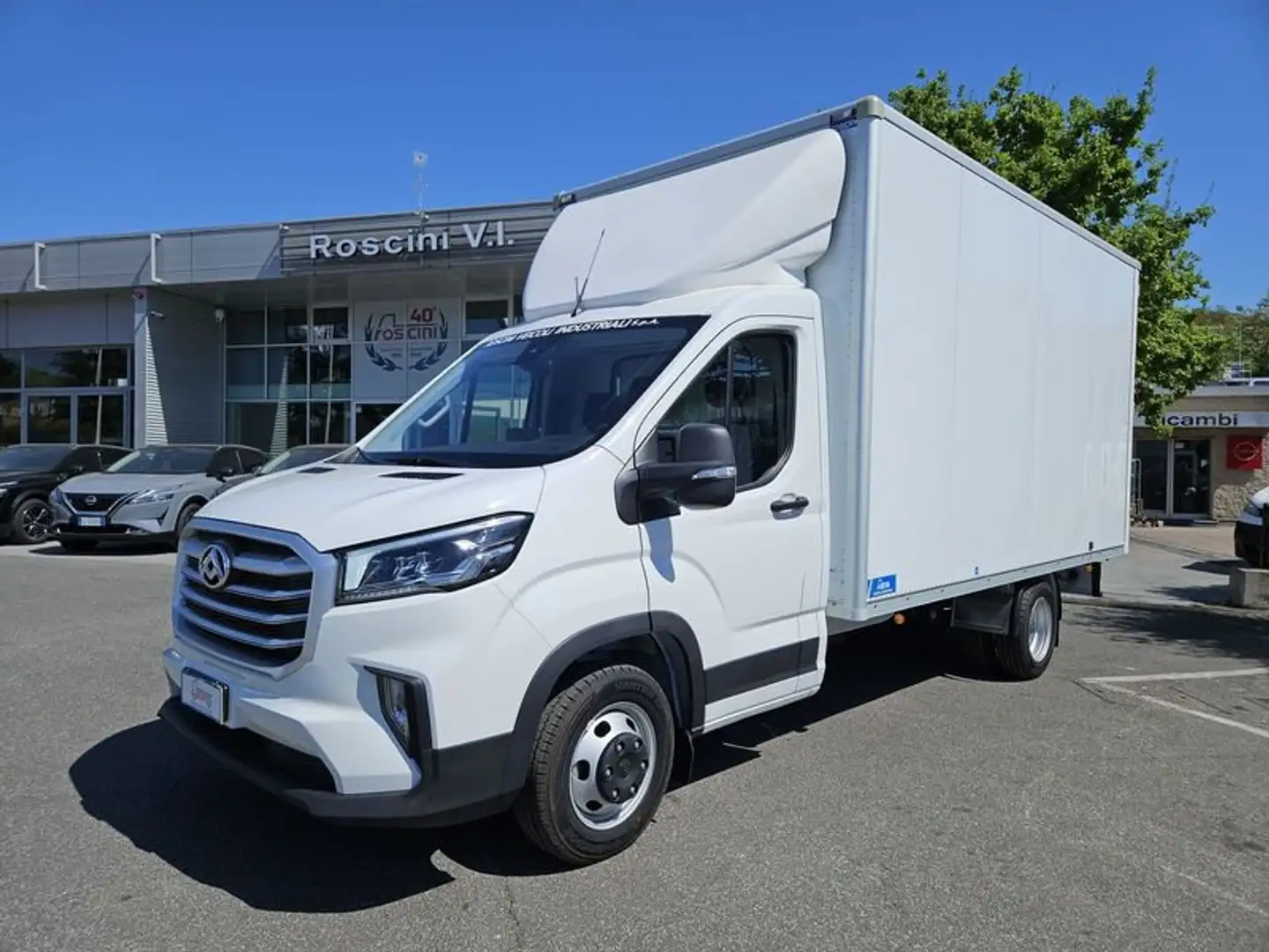 Maxus Deliver9 2.0CRDI 150CV EURO6-E CON BOX IN ALLUMIN - 1