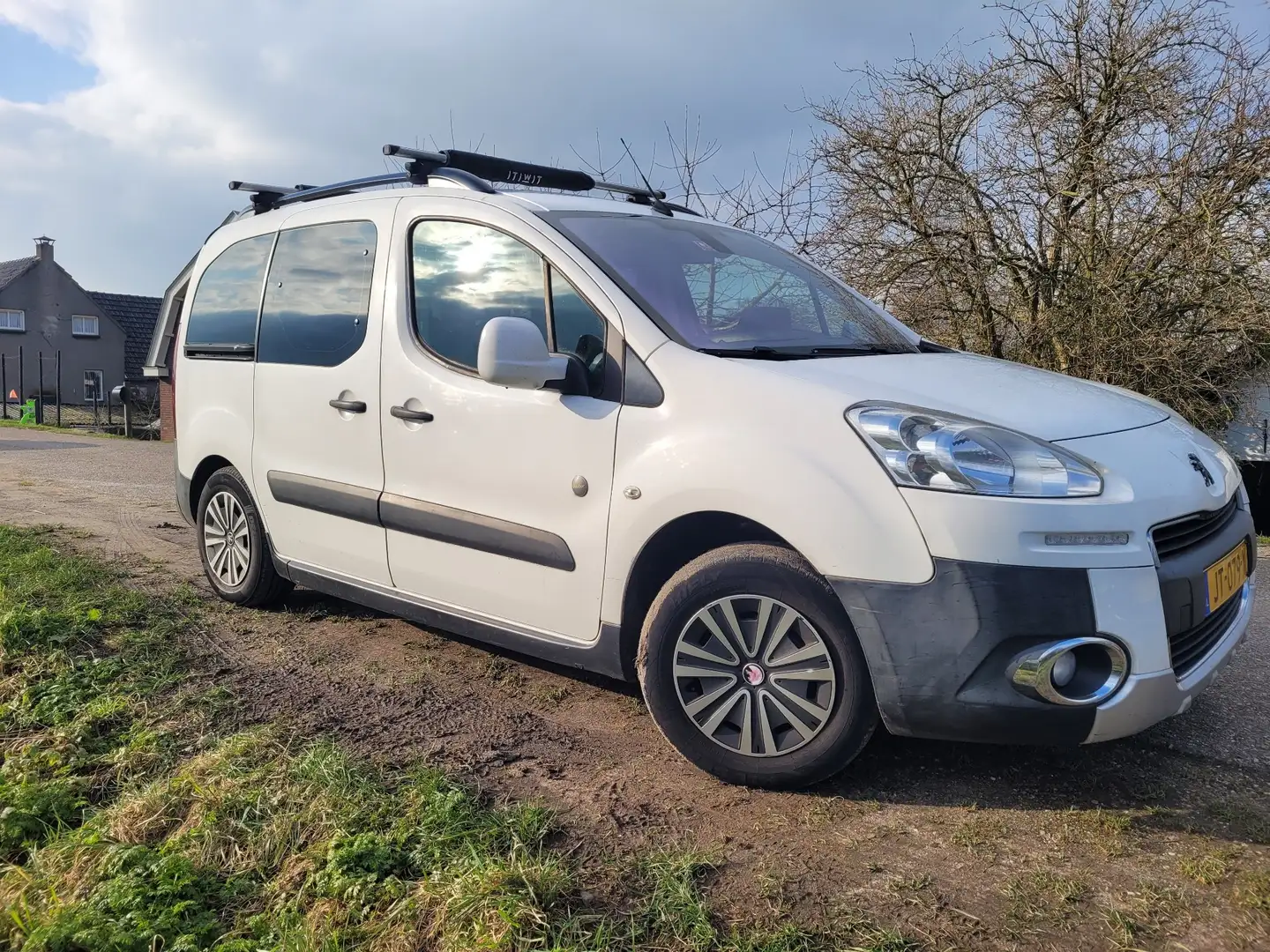 Peugeot Partner 1.6 e-HDi Active Wit - 1