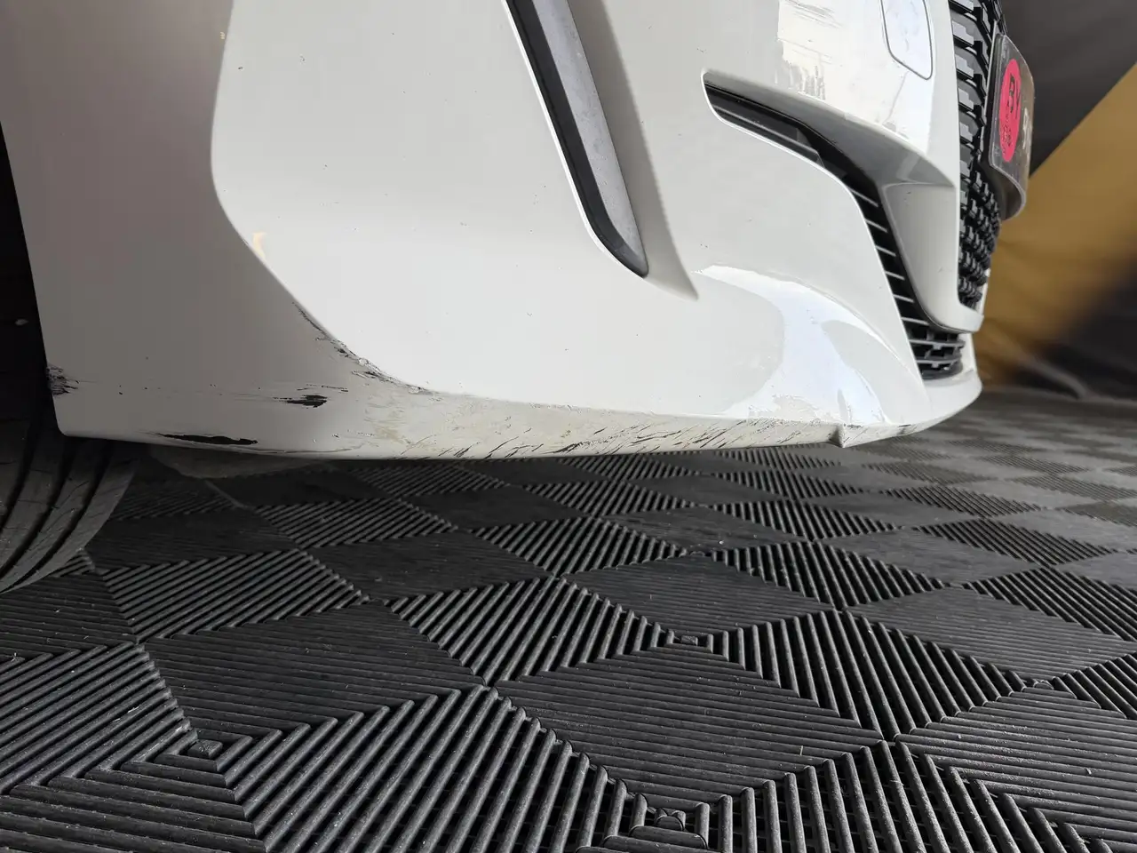 Peugeot 208 208 — photo 31