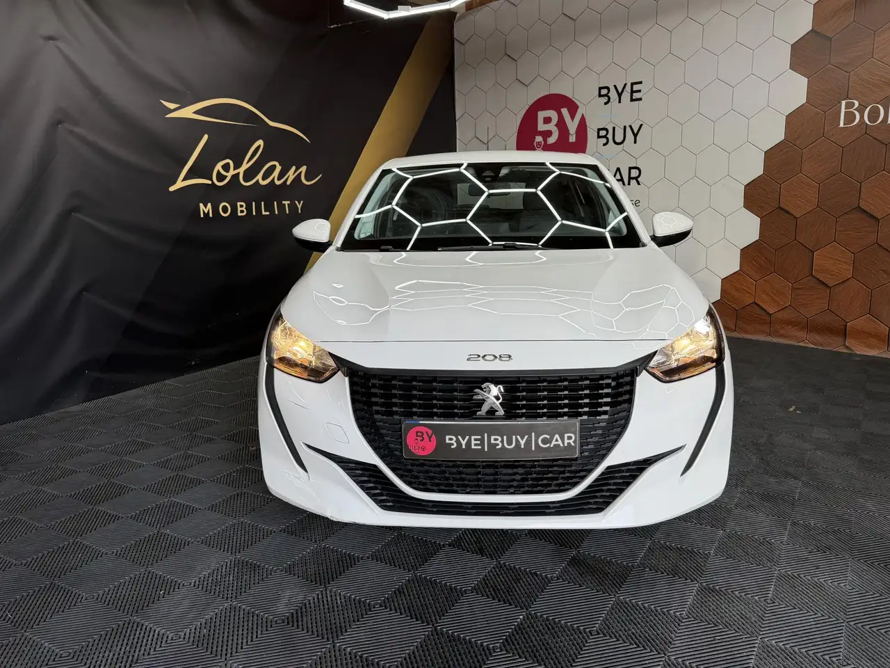 Peugeot 208 208 — photo 21