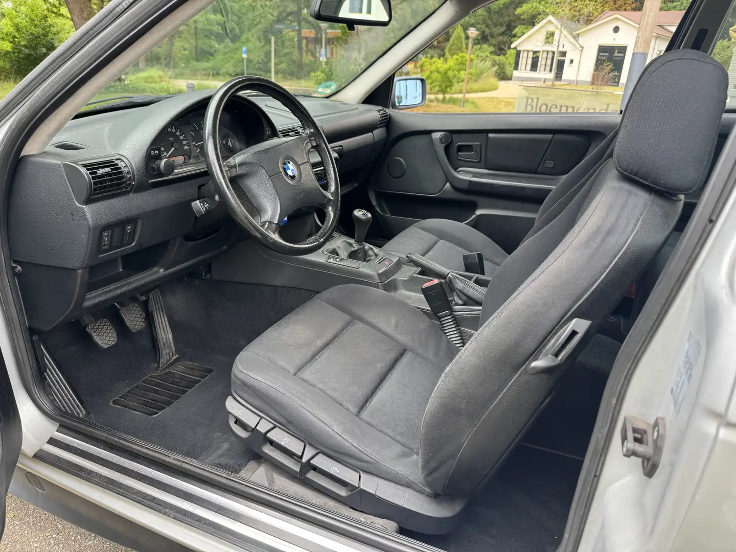 BMW 316 i COMPACT MAAGDELIJK MOOI Grijs - 2