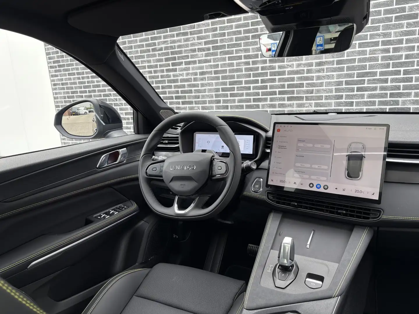 Lynk & Co 01 More | Demo | Nieuw model | 75 Km Elektrisch | Ful Noir - 2