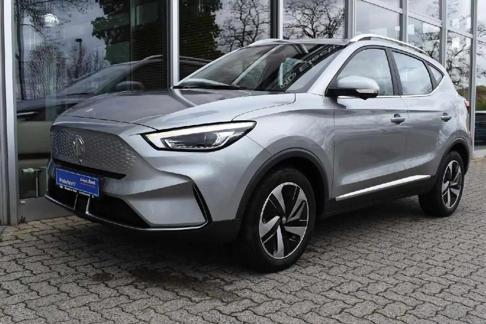 MG ZS Luxury Silber - 2