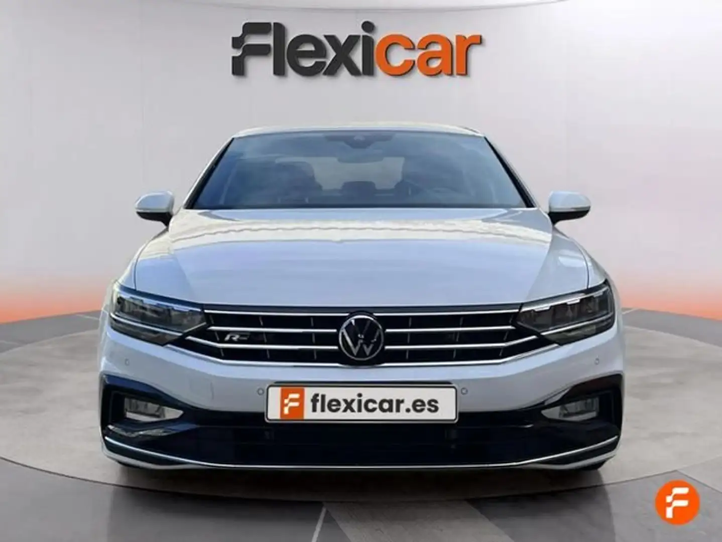Volkswagen Passat 1.5 TSI ACT R-Line 110kW Blanco - 2