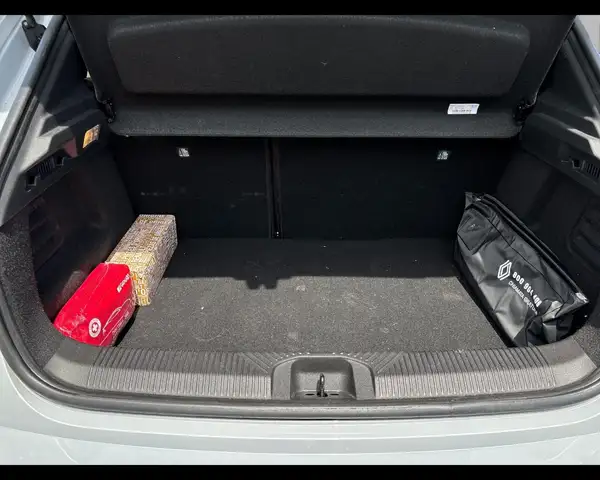 Renault Clio view 14
