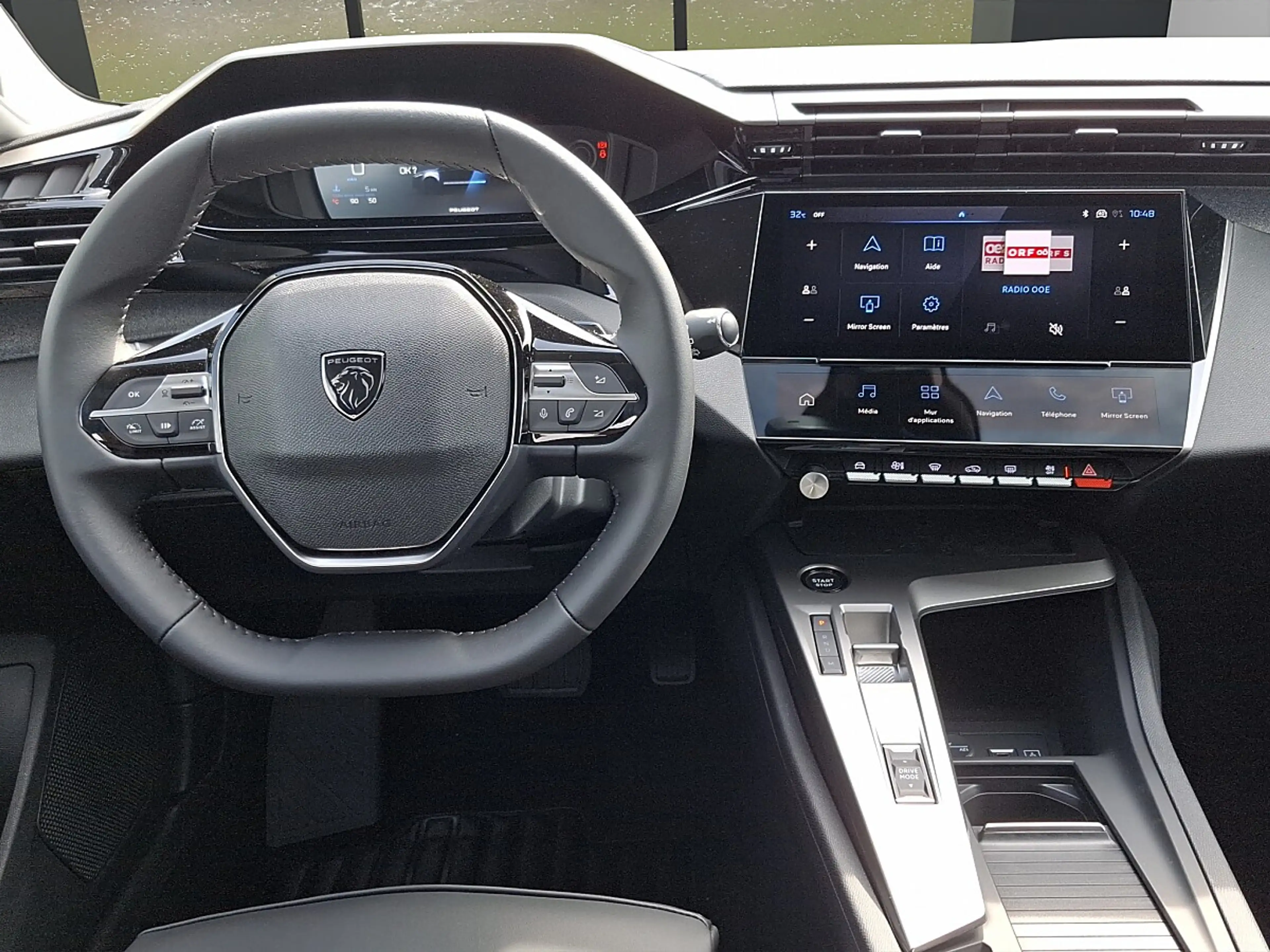 Peugeot 308 Hybrid 145 e-DSC6 Allure — photo 7
