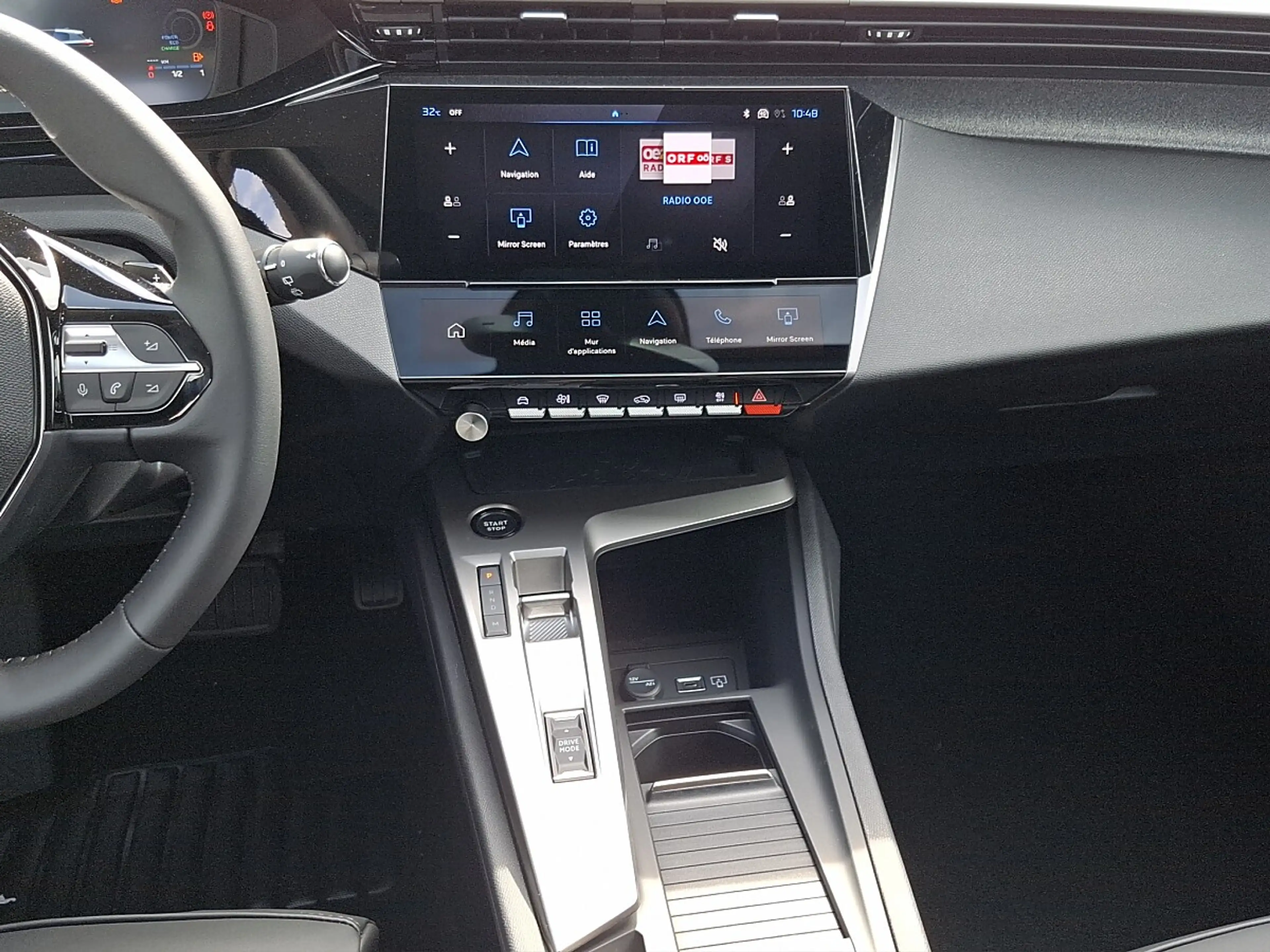 Peugeot 308 Hybrid 145 e-DSC6 Allure — photo 8