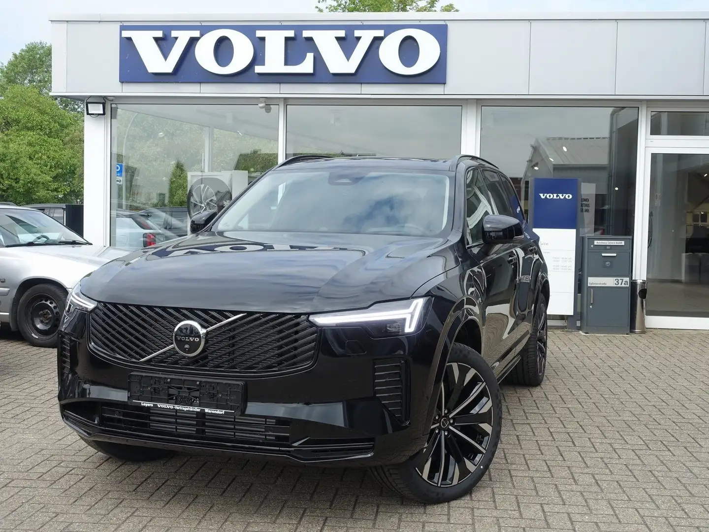 Volvo XC90 T8 Ultra Dark MY26 Leasing ab 829,- sofort Schwarz - 1