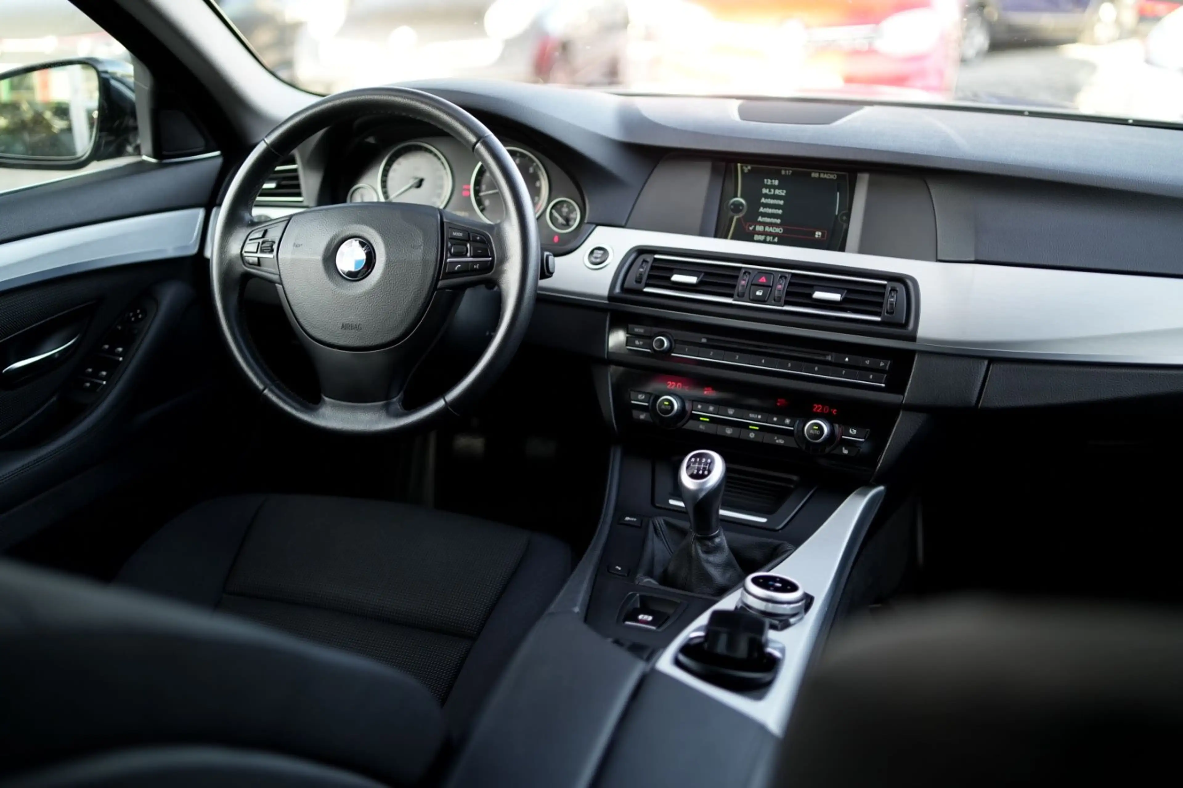 BMW 523 i Touring Kamera Memory Standheizung Luft — photo 13