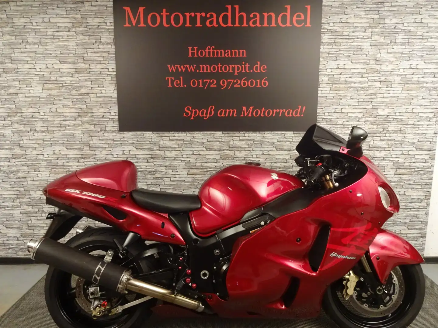 Suzuki Hayabusa GSX-R 1300 Rot - 1