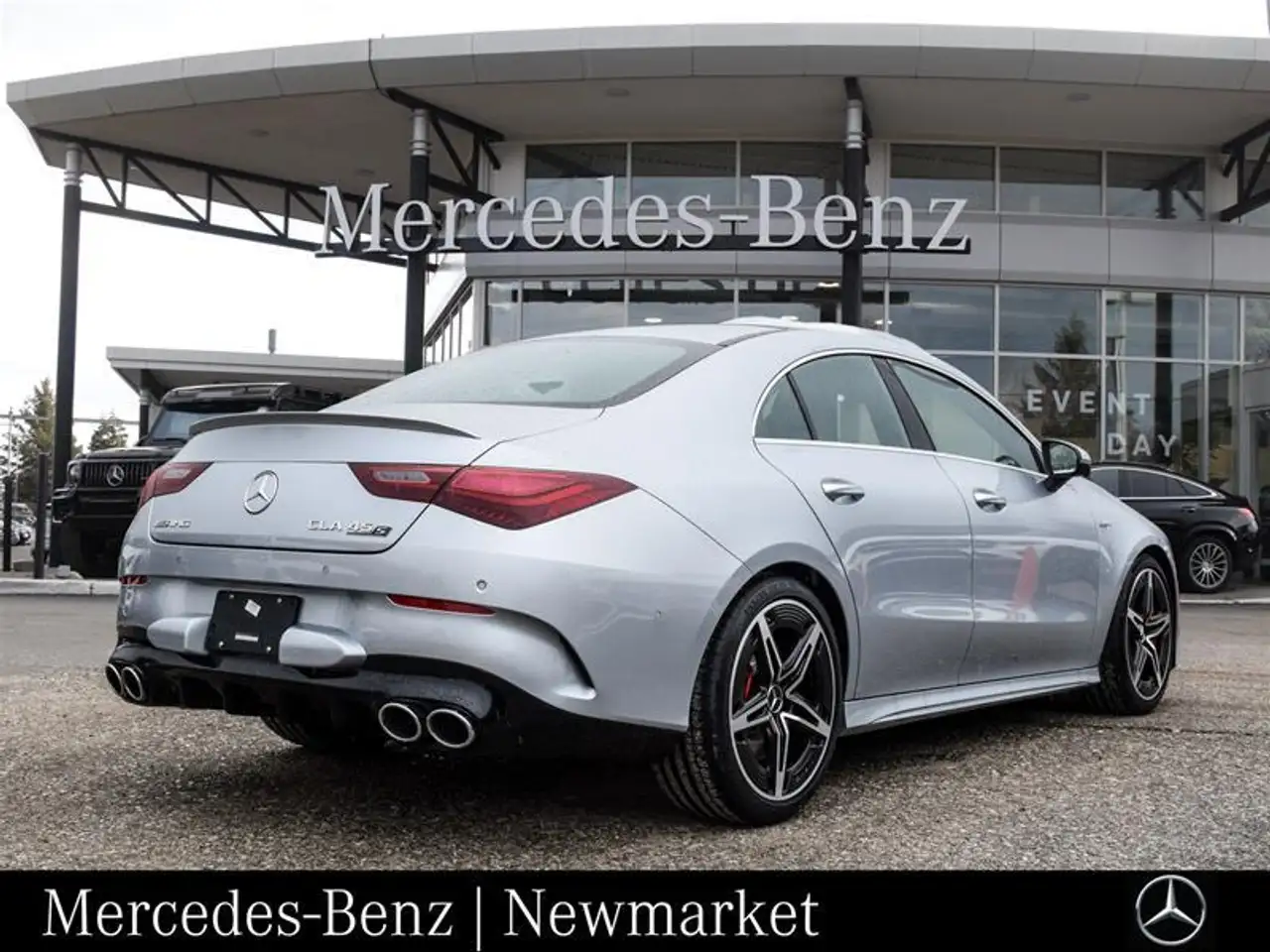 Mercedes-Benz CLA снимка Mercedes-Benz CLA