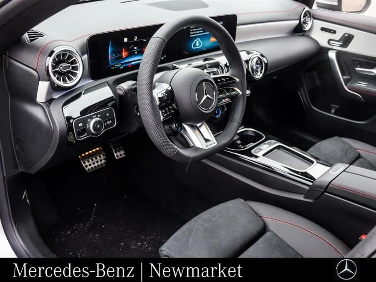 Mercedes-Benz CLA снимка Mercedes-Benz CLA