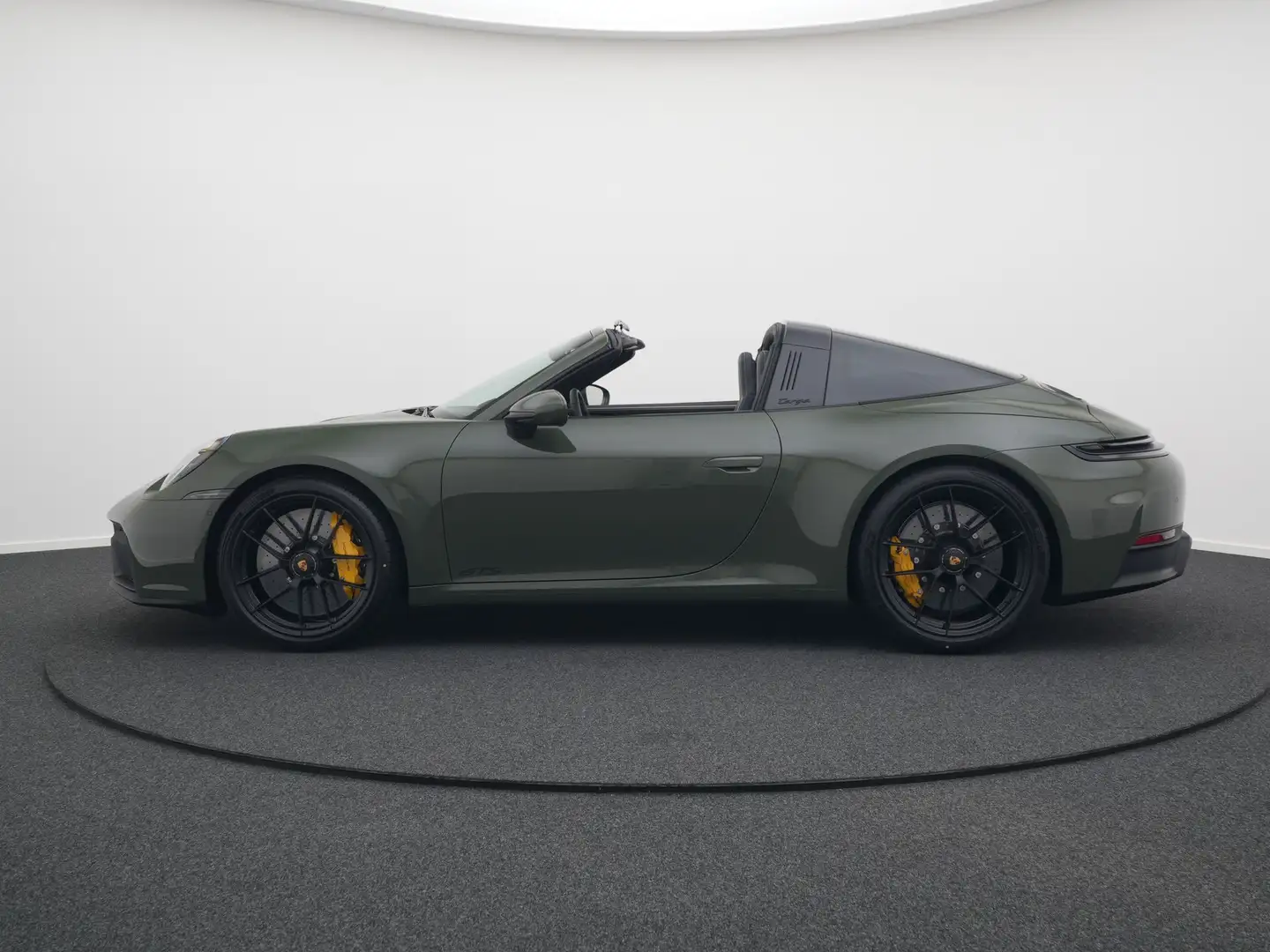 Porsche 992 Targa 4 GTS - 2
