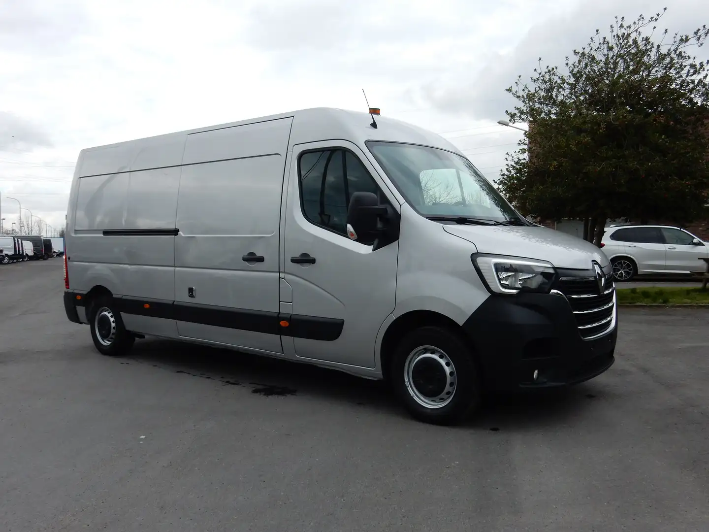 Renault Master 2.3 dCi 35 L3 150pk (14500Netto+Btw/Tva) Ezüst - 1