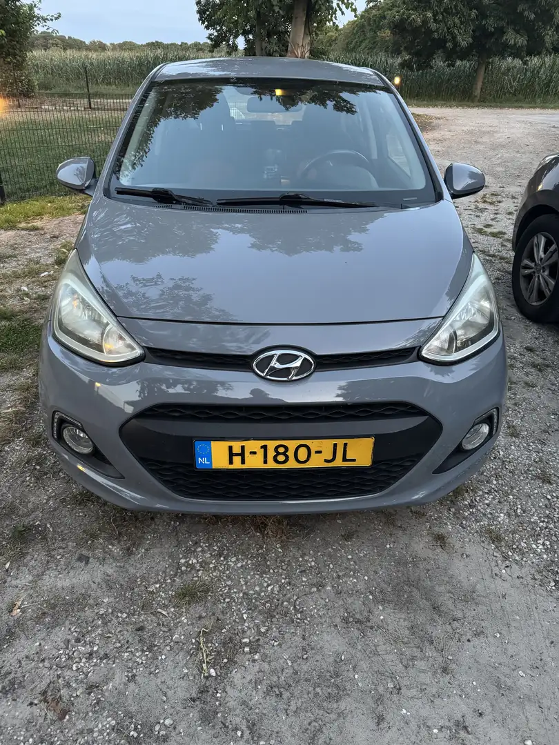 Hyundai i10 1.0 Intro Edition - 1