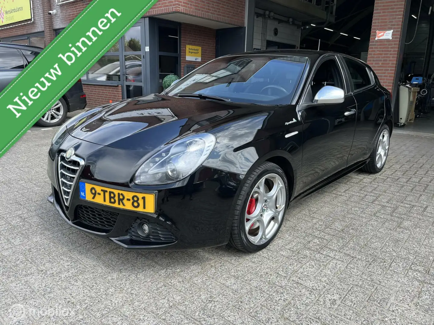 Alfa Romeo Giulietta 1.4 T Limited Edition Sport Zwart - 1