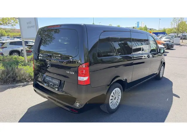 Mercedes-Benz Vito view 5