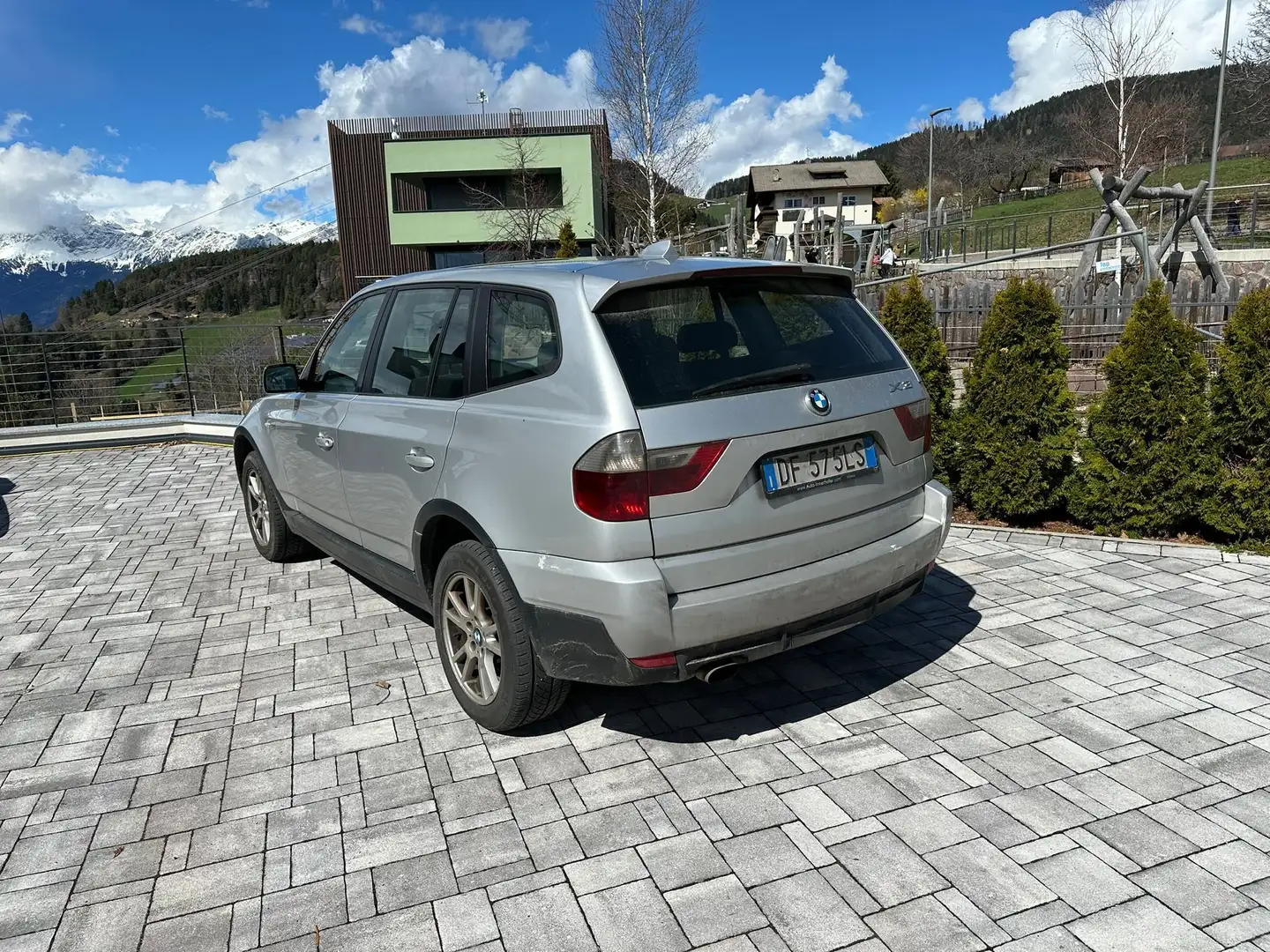 BMW X3 2,0D 4x4 Euro4 Top!!!1Jahr Tüv!Fix preis!!! Zilver - 2