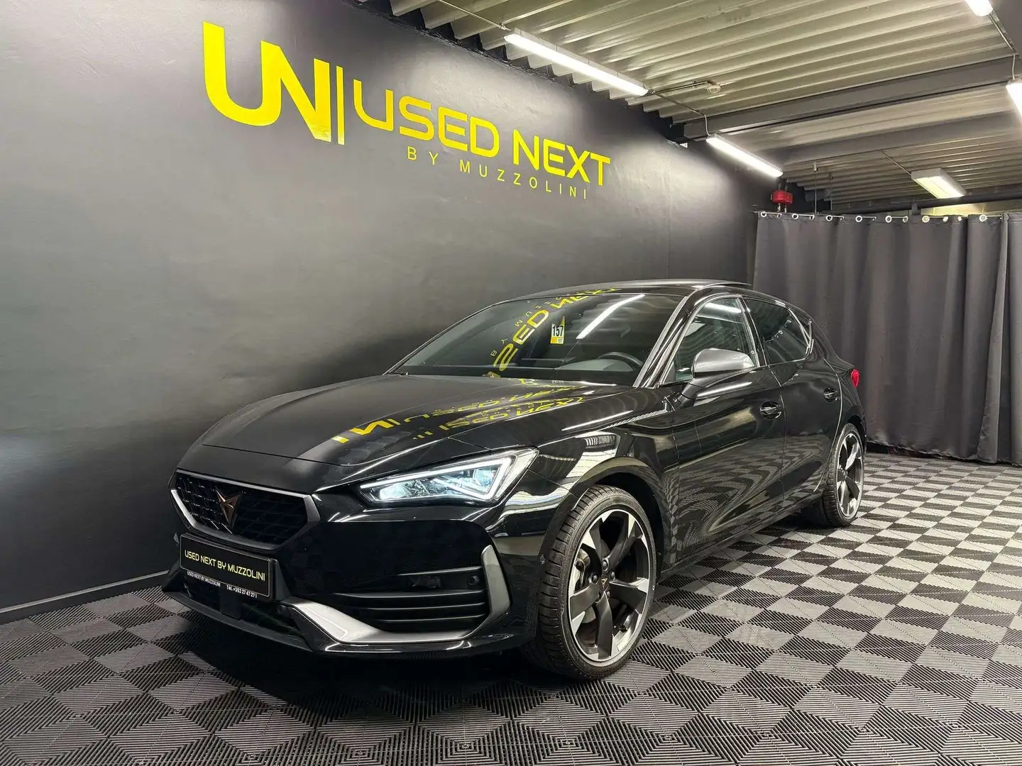 CUPRA Leon 1.5 e-TSI 150 CH DSG7 Noir - 1