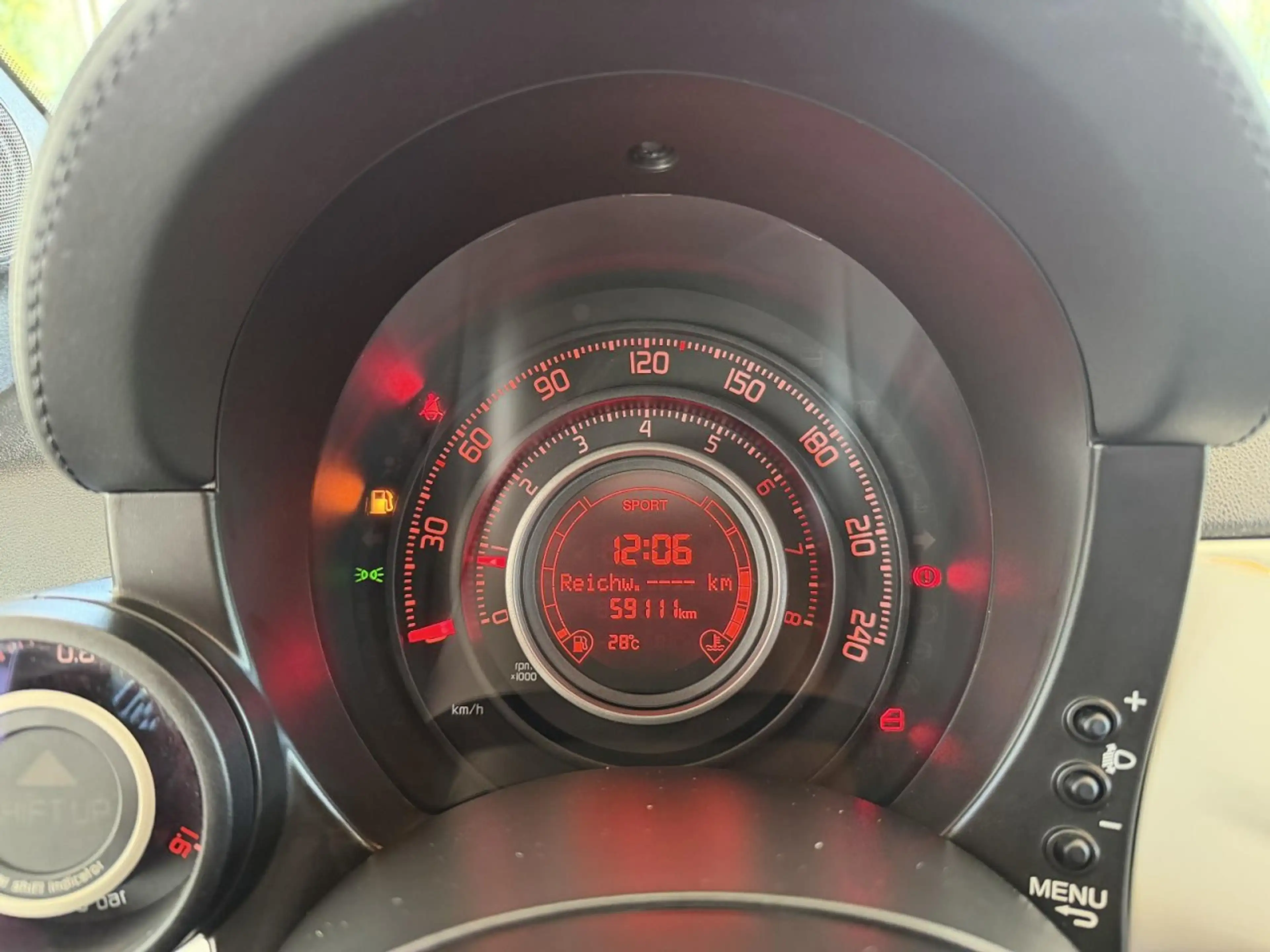 Abarth 500 1.4 TURBO XENON LEDER PDC KLIMAAUT USB LM ZV — photo 13
