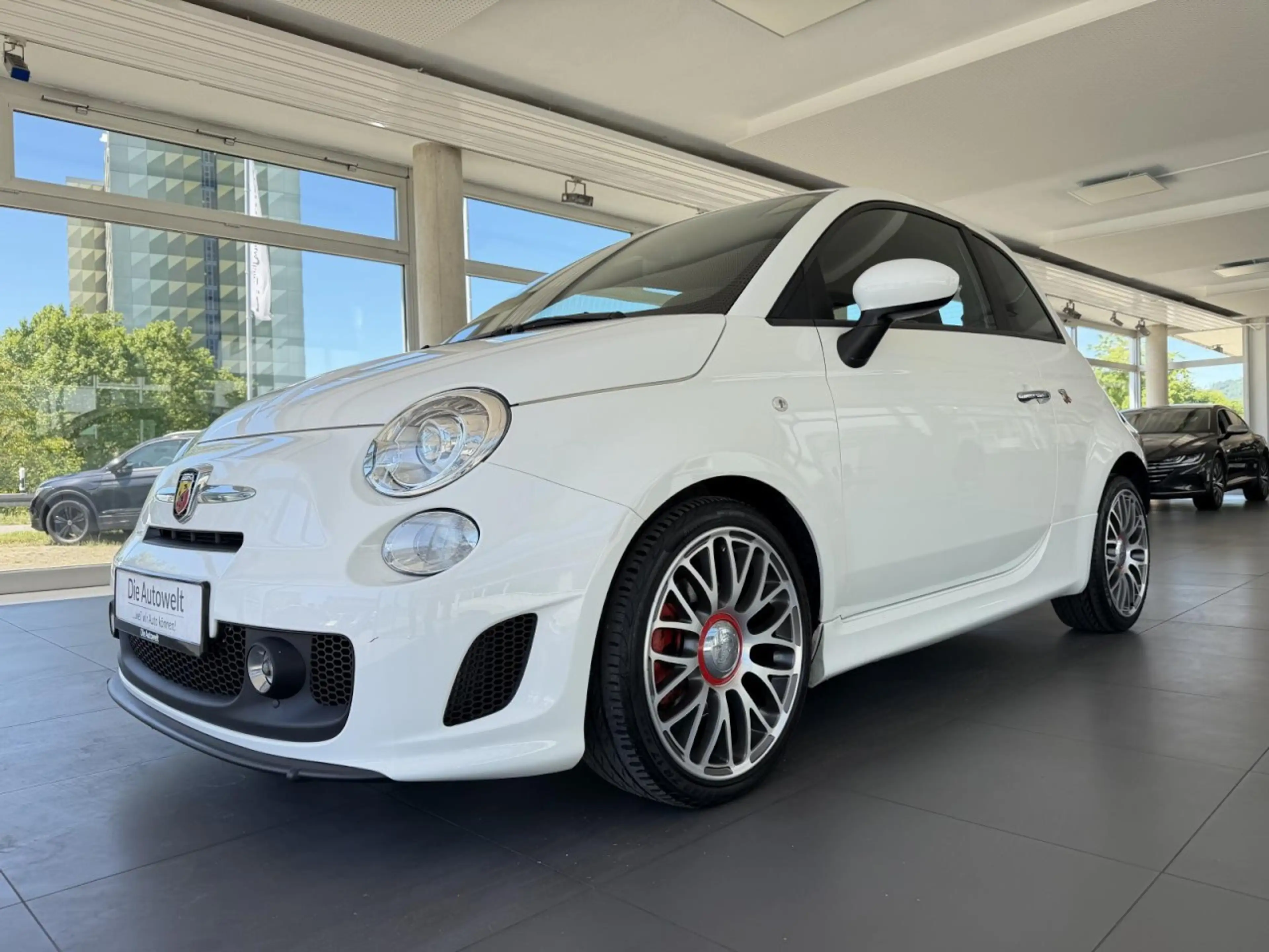 Abarth 500 1.4 TURBO XENON LEDER PDC KLIMAAUT USB LM ZV — photo 2