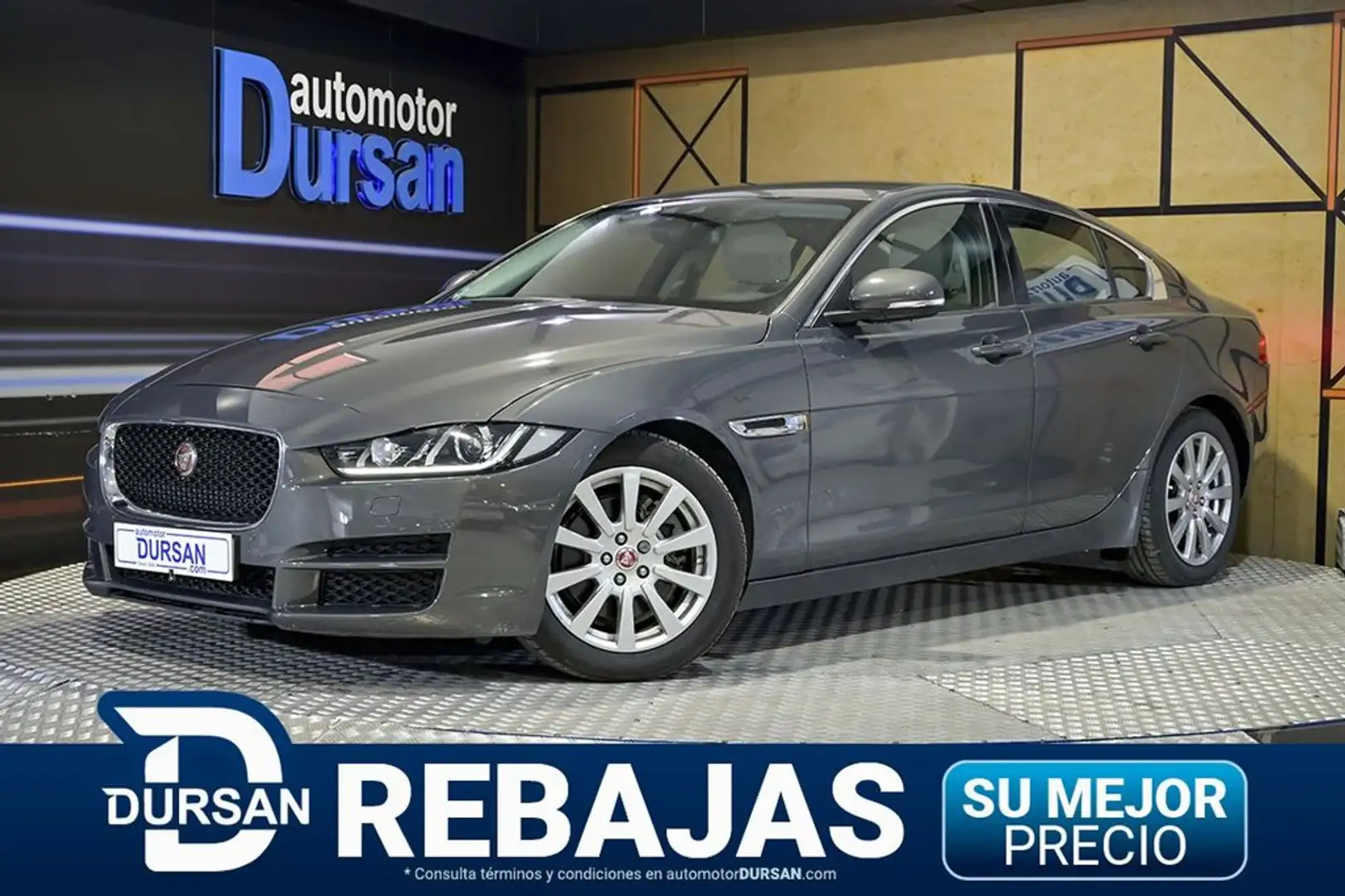 Jaguar XE 2.0 AJ200D Diesel RWD 180cv Pure Grau - 1