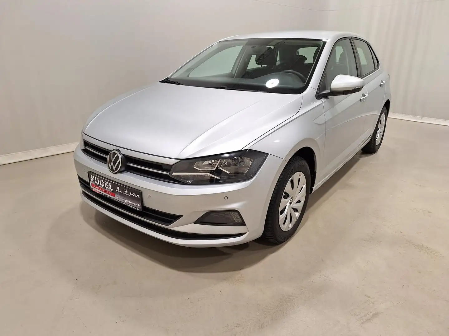 Volkswagen Polo 1.0 MPi Comfortline Navi|PDC|Wenig KM Argent - 2