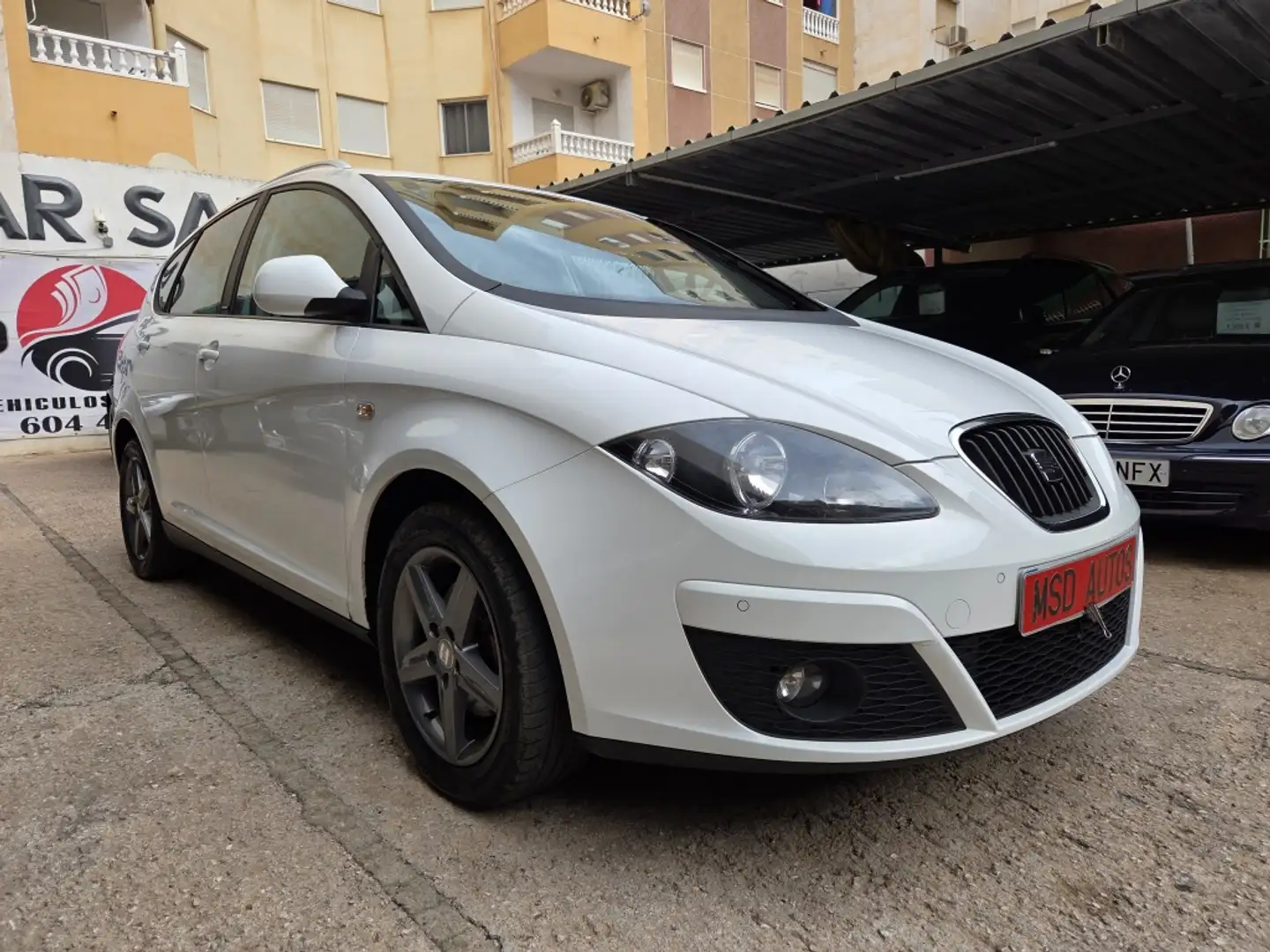 SEAT Altea XL 2.0TDI CR I-Tech Blanco - 1