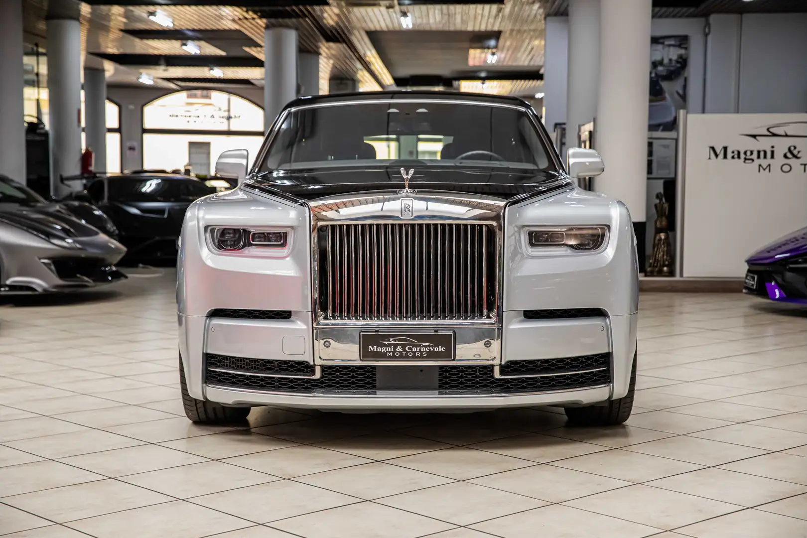 Rolls-Royce Phantom NIGHT VISION|360°VIEW|ACTIVE CRUISE|1 OWNER Plateado - 2