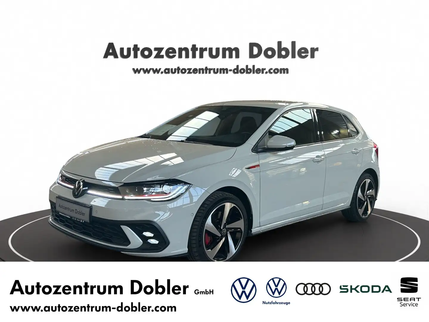 Volkswagen Polo 2.0 TSI DSG 152KW IQ-Light ACC Connect LED Gris - 1