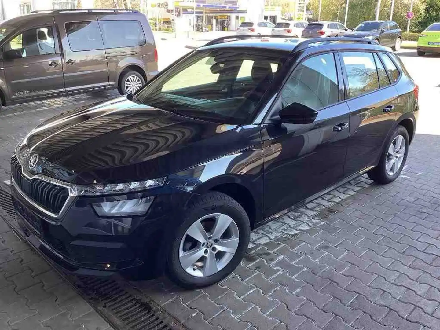 Skoda Kamiq 1.0 TSI ACTIVE *LED *SHZ *ALU *DAB *KLIMA * Schwarz - 2