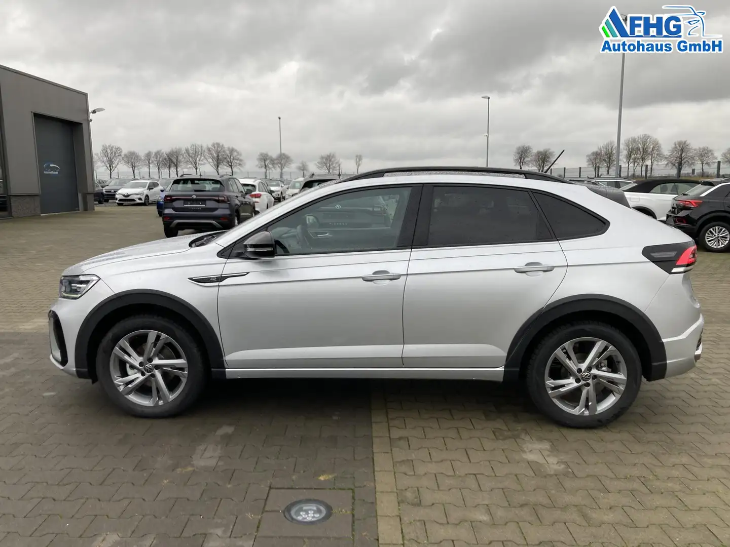 Volkswagen Taigo LIFE 1.0 TSI 115PS DSG inkl. DACHRELING KLIMA R... - 2