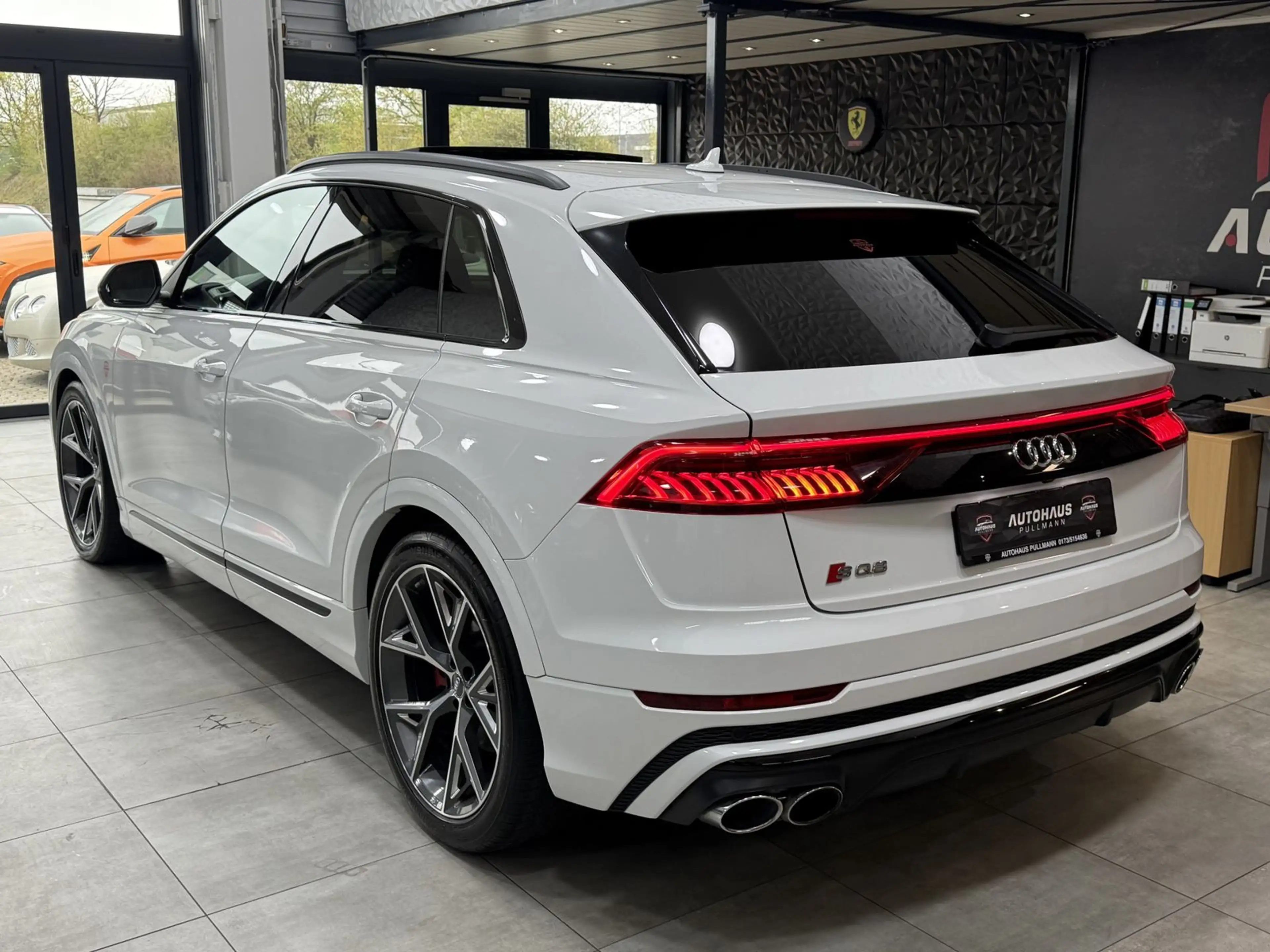 Audi SQ8 4.0 TDI quattro S-LINE +PANO+AHK+SPORTSITZE — photo 2
