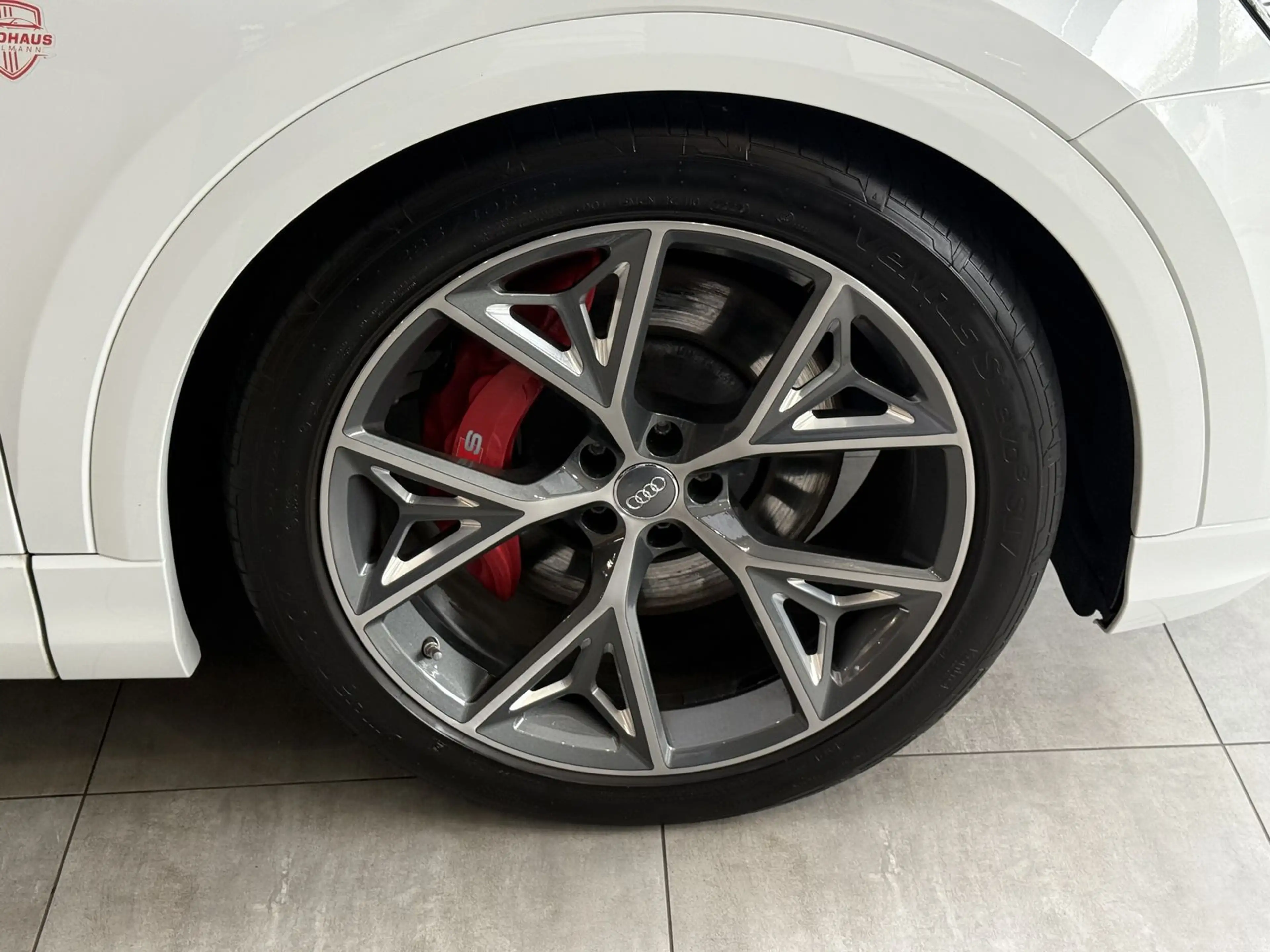 Audi SQ8 4.0 TDI quattro S-LINE +PANO+AHK+SPORTSITZE — photo 8