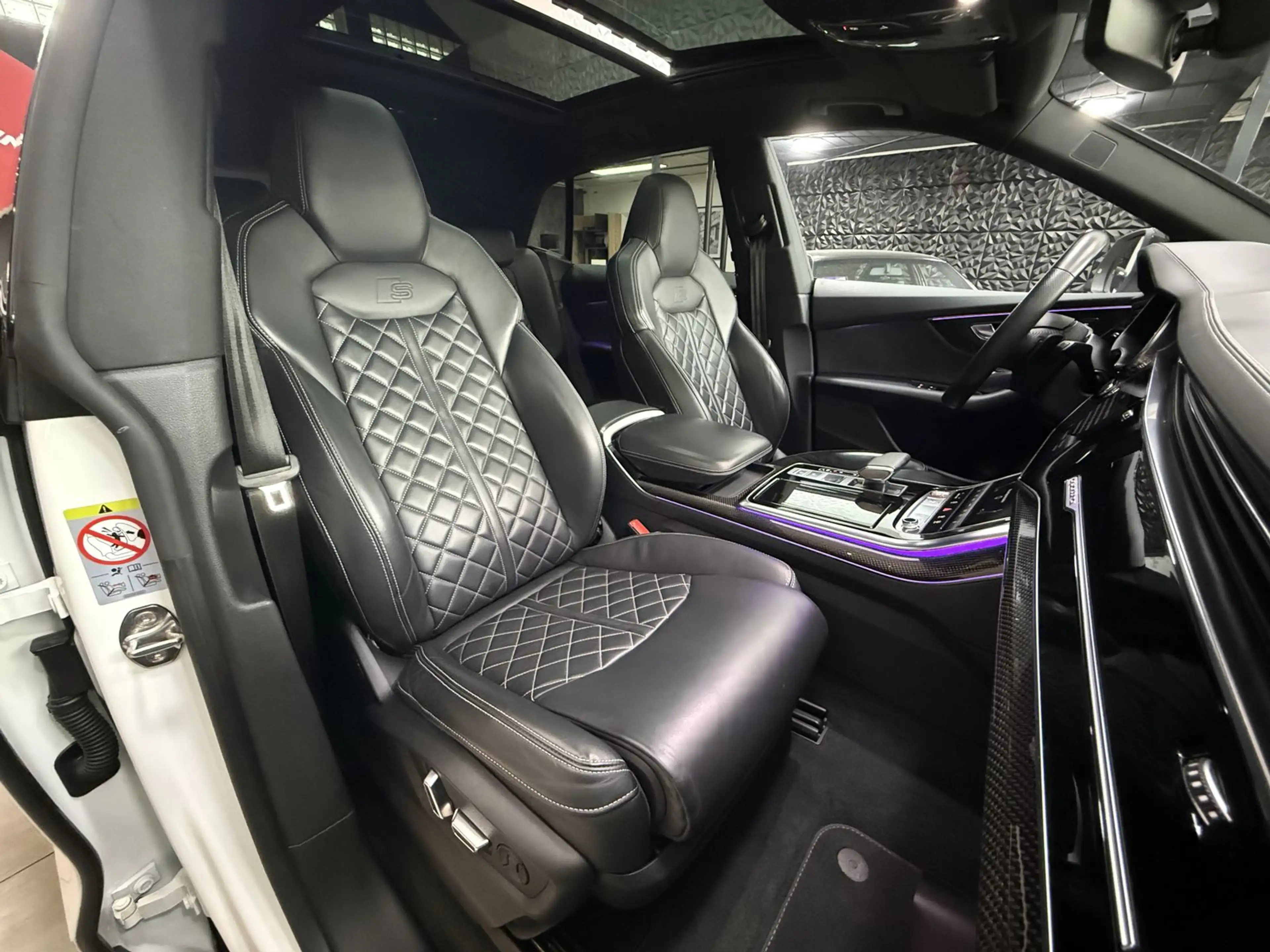 Audi SQ8 4.0 TDI quattro S-LINE +PANO+AHK+SPORTSITZE — photo 14