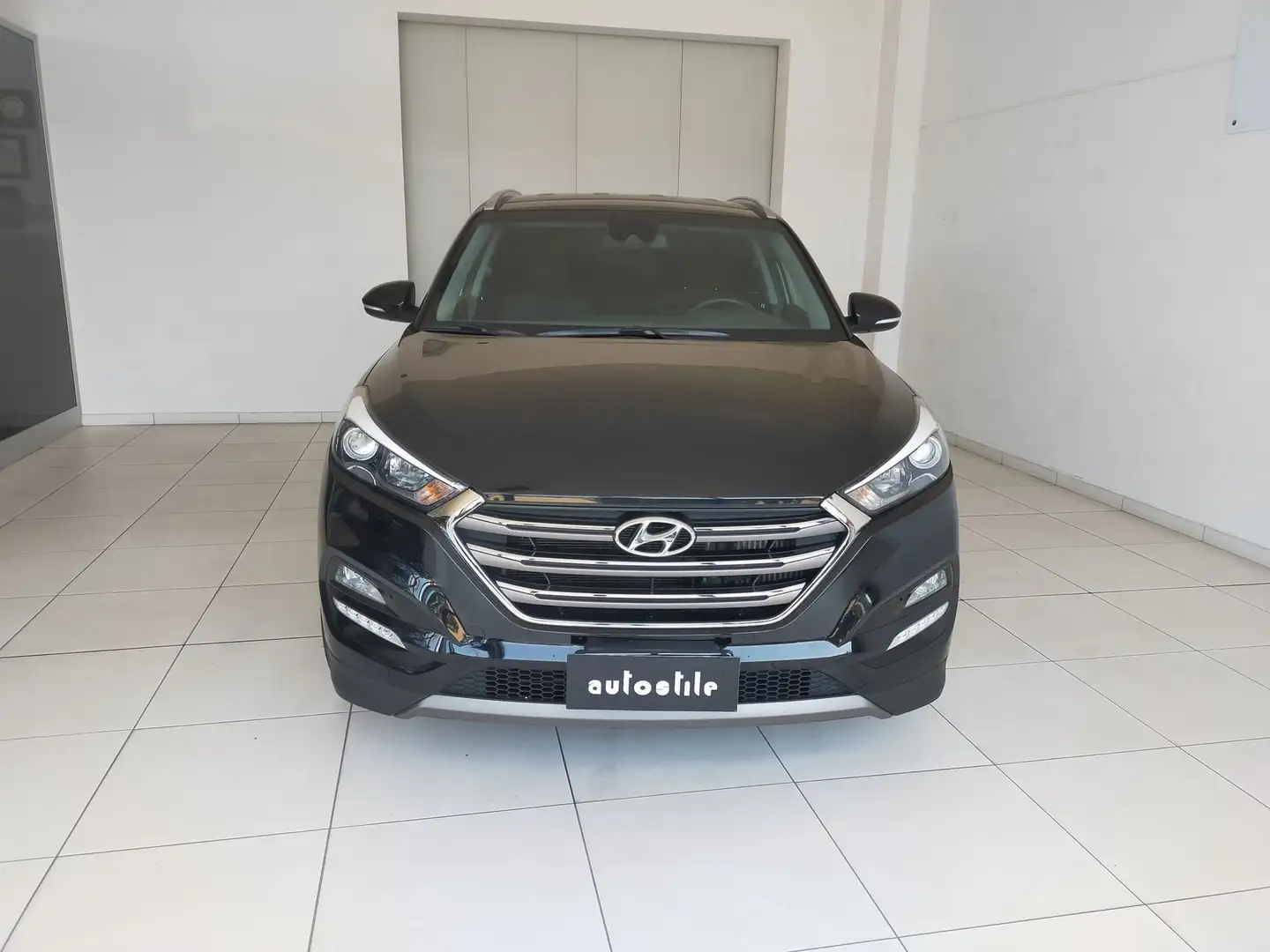 Hyundai TUCSON 2.0 CRDi 4WD aut. XPossible Nero - 2