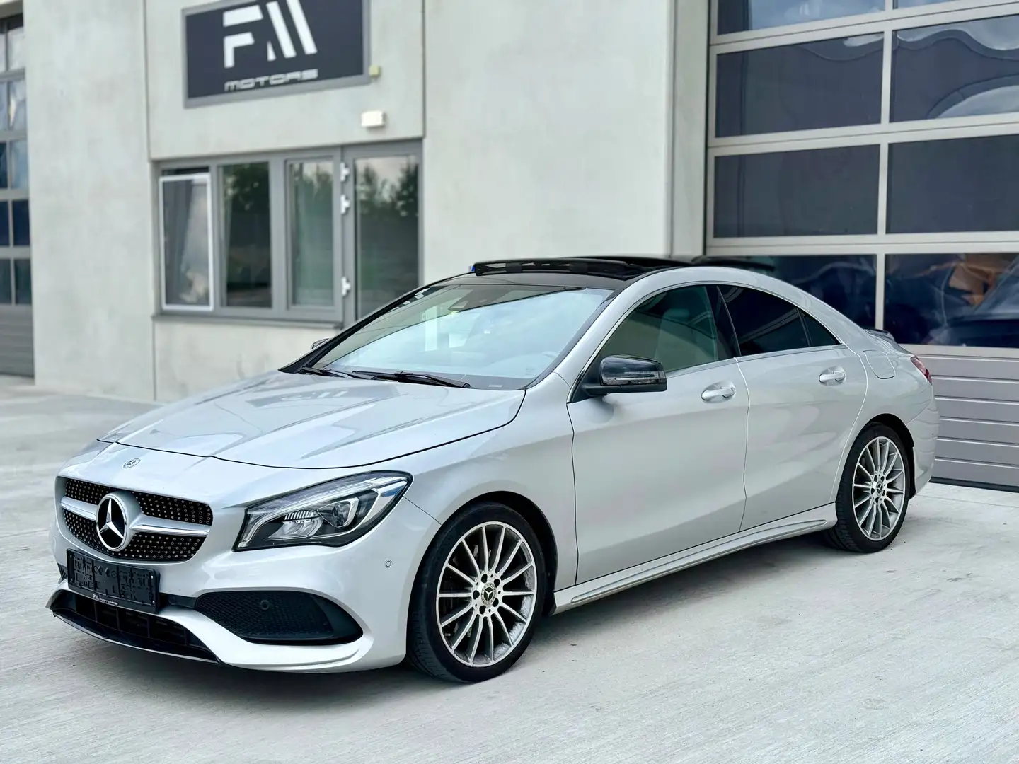 Mercedes-Benz CLA 220 CLA 220CDI 4Matic AMG-Line,Pano,Leder,SHZ Gris - 1