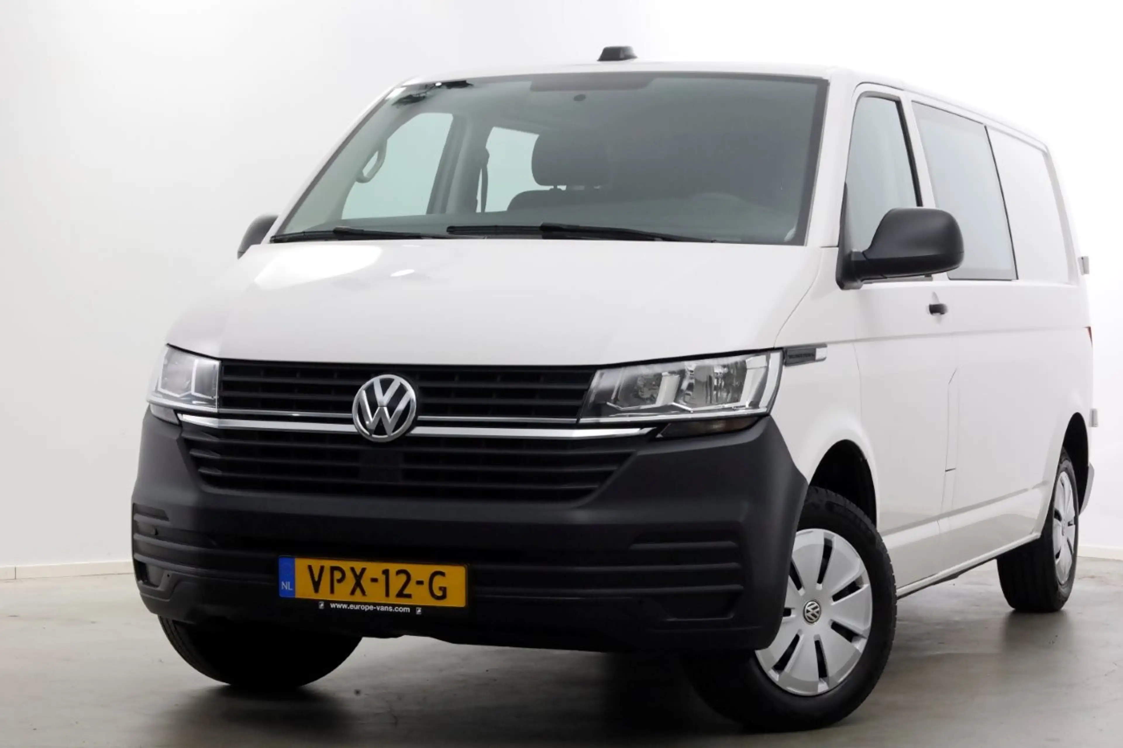 Volkswagen T6.1 Transporter 2.0 TDI Lang D.C. Airco/Navi/Stoelverwarming 06-20