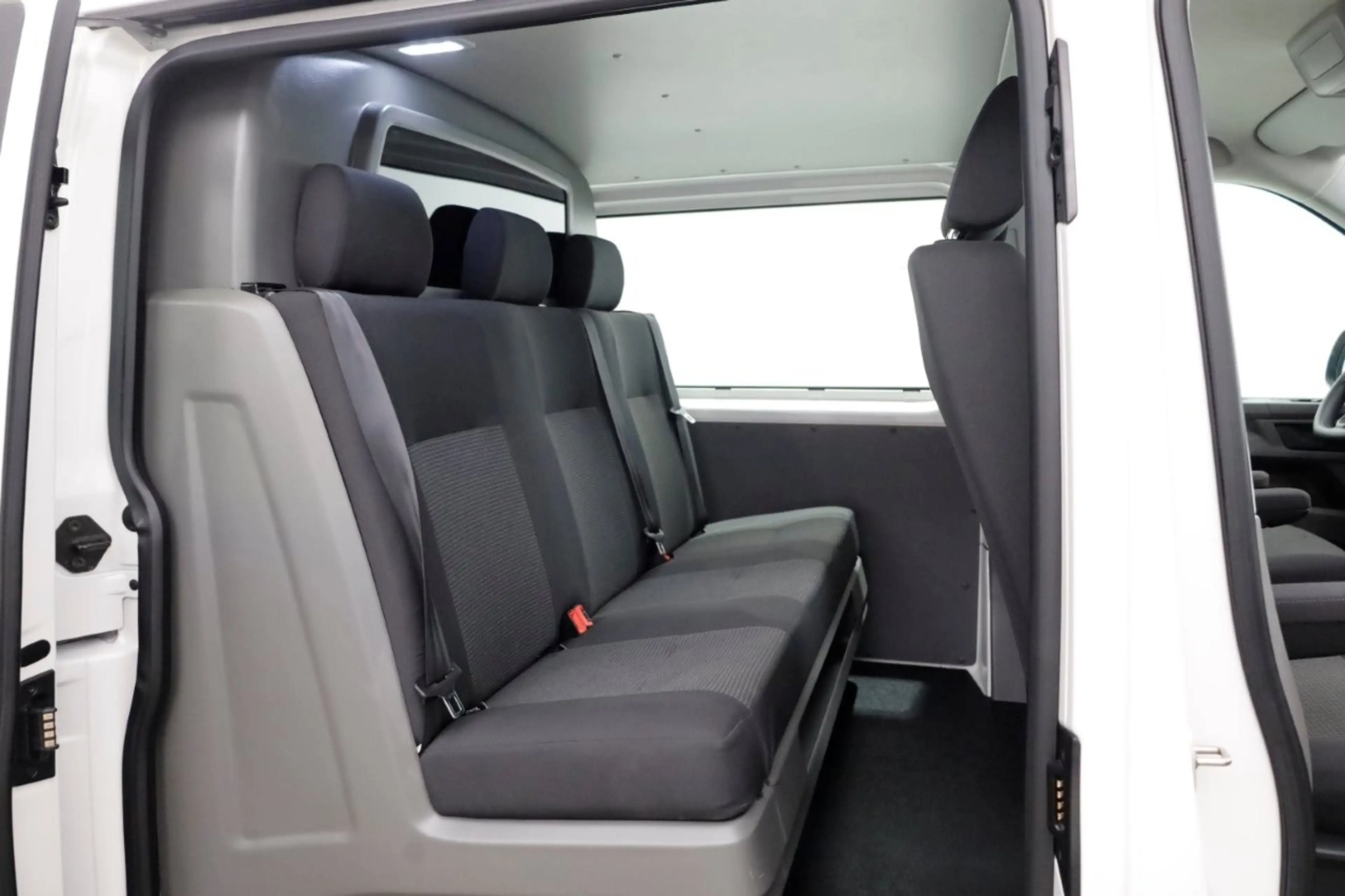 Volkswagen T6.1 Transporter 2.0 TDI Lang D.C. Airco/Navi/Stoelverwarming 06-20 — photo 12