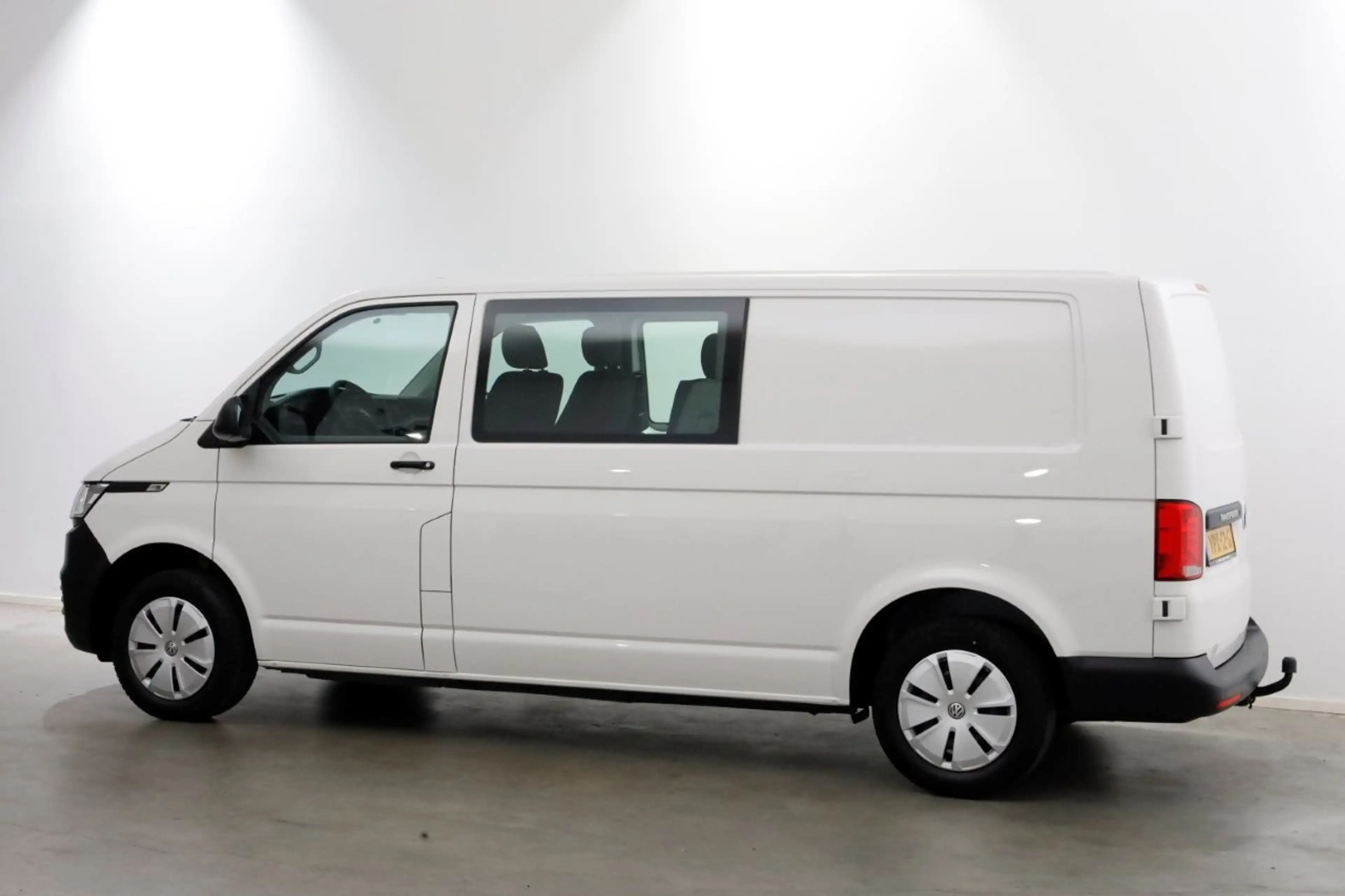 Volkswagen T6.1 Transporter 2.0 TDI Lang D.C. Airco/Navi/Stoelverwarming 06-20 — photo 9
